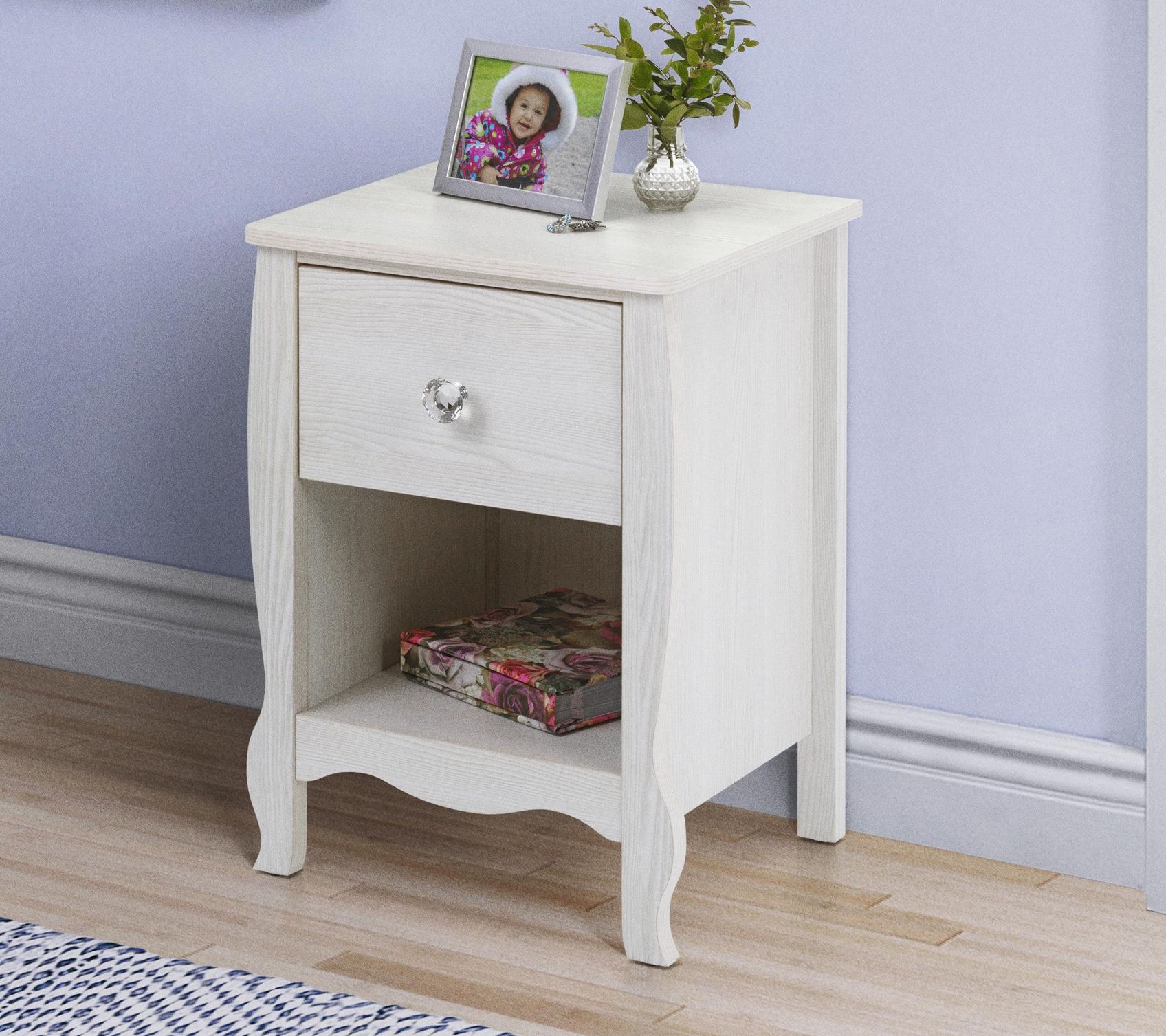 Lindsay Nightstand