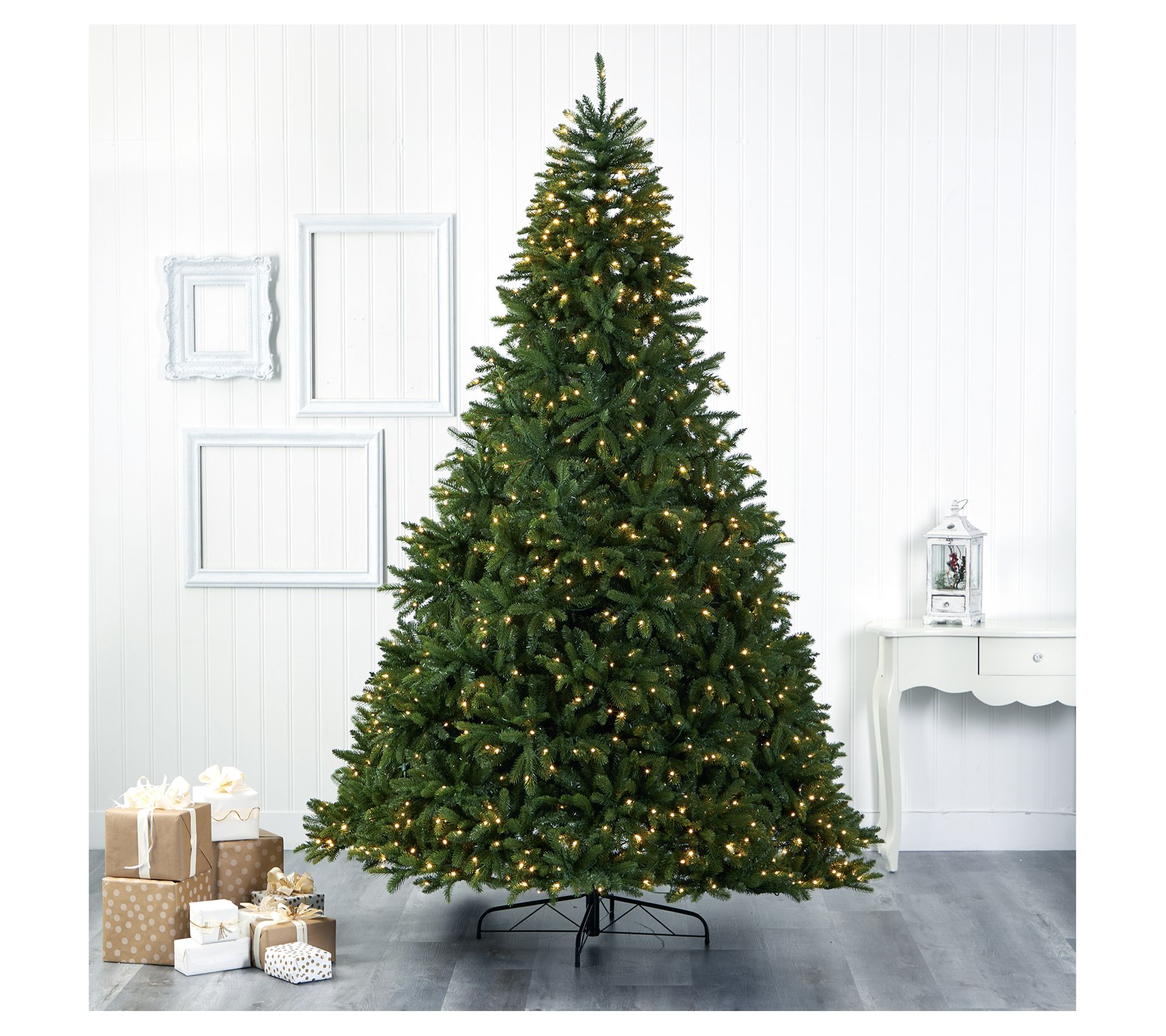 Nearly Natural 9' Sierra Natural Look Faux Chri stmas Tree