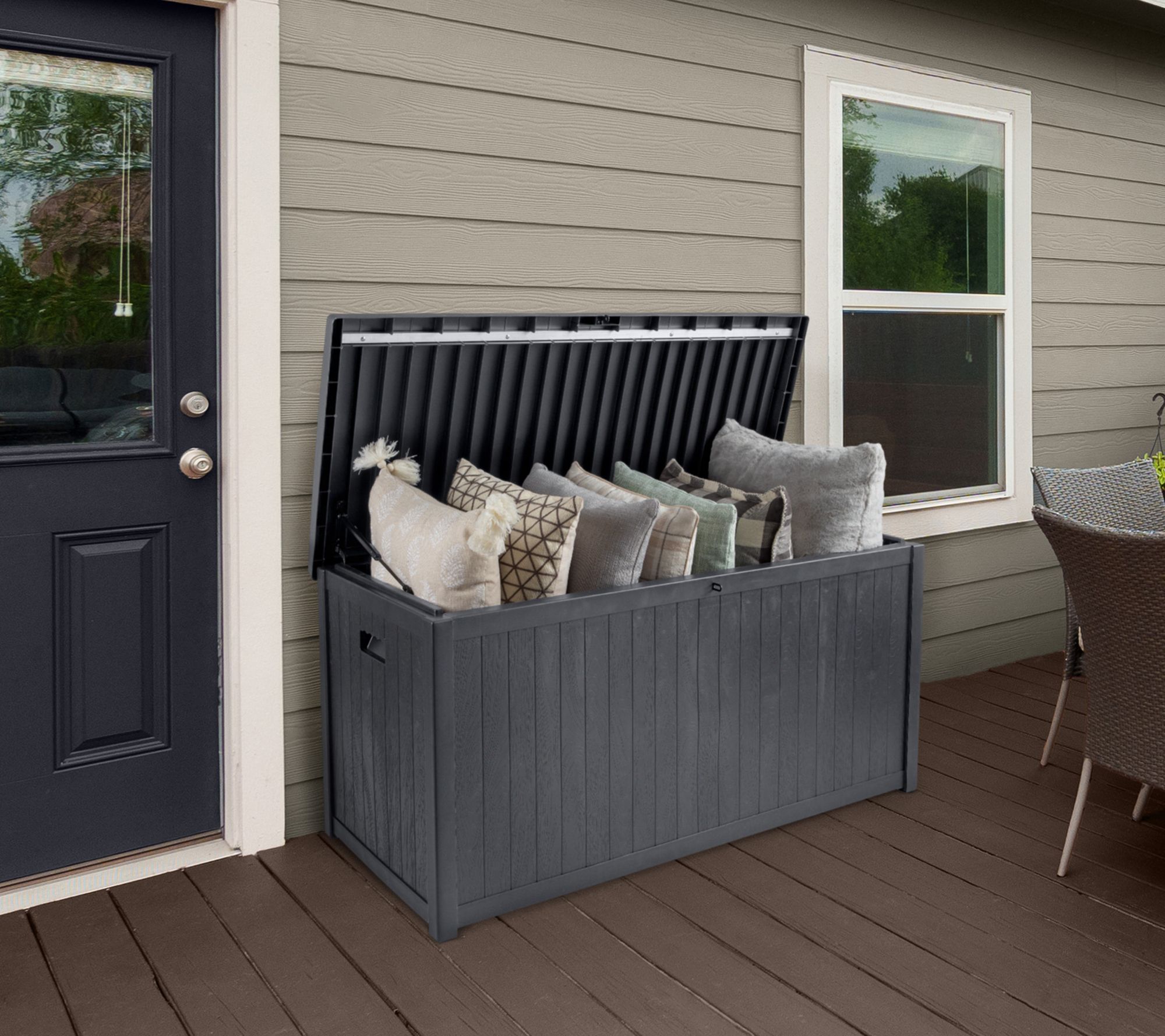 Pure Garden 113-Gallon Container for Patio Storage Deck Box