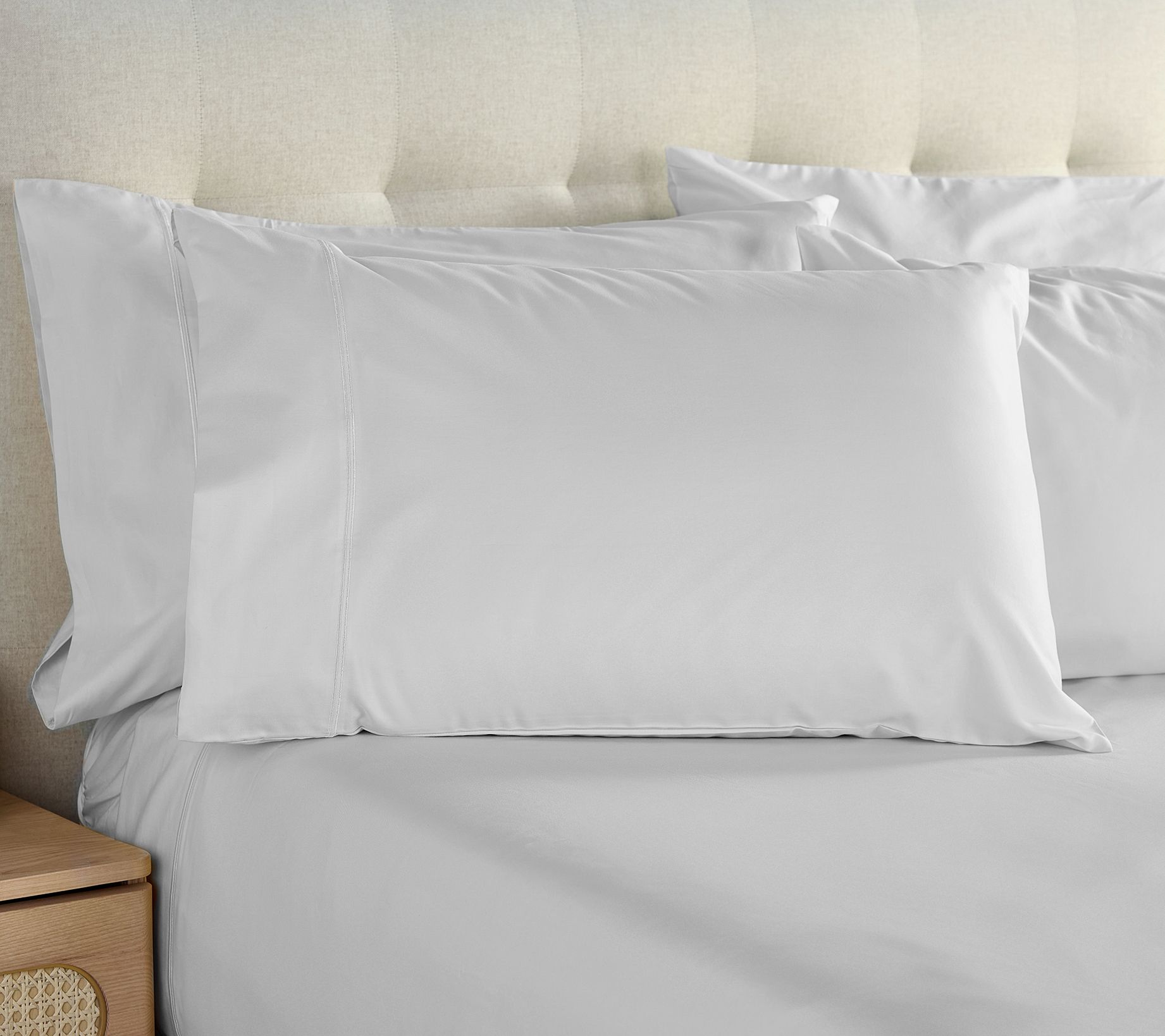 "As Is" W by Wamsutta 400TC 100% Cotton Sheets & Extra Cases- Twin XL