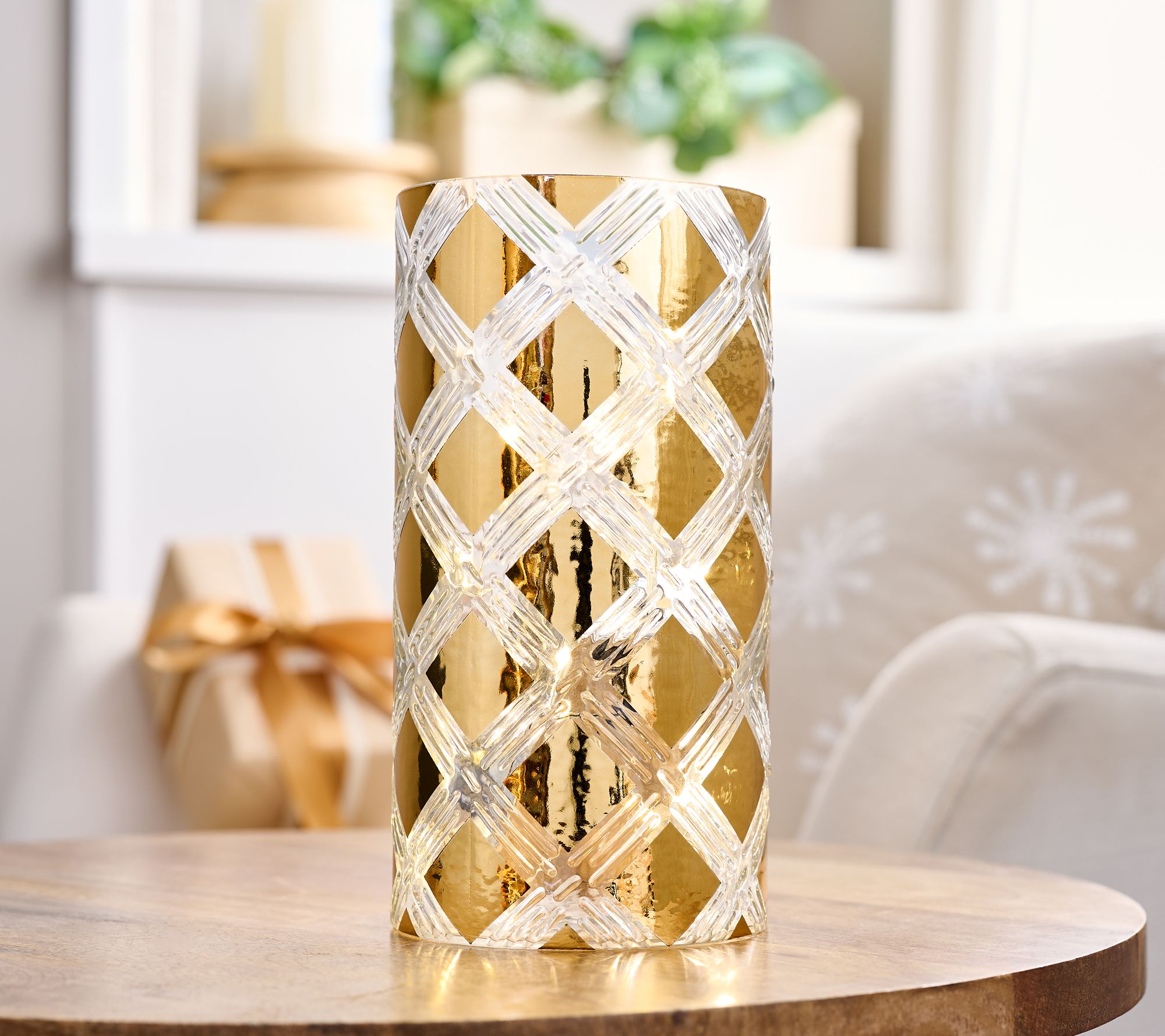 Illuminated 8" Diamond Pattern Hurricane by Valerie