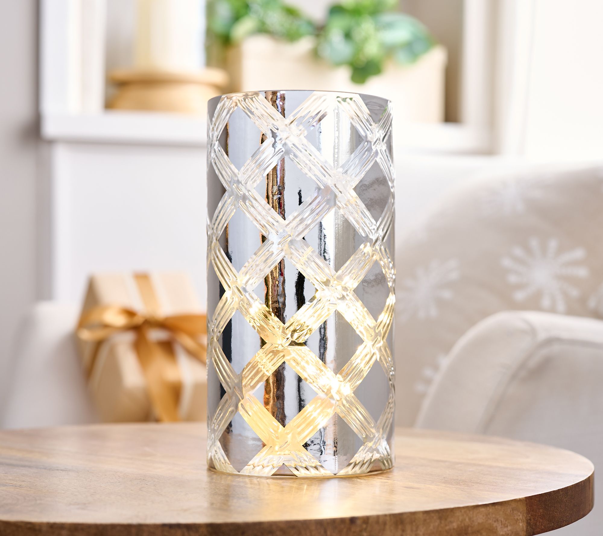 Illuminated 8" Diamond Pattern Hurricane by Valerie