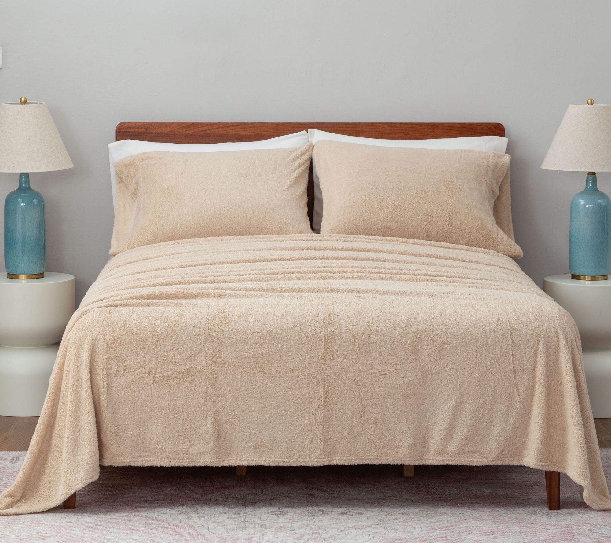 Berkshire Shiny Fluffie Sheet Set- Queen