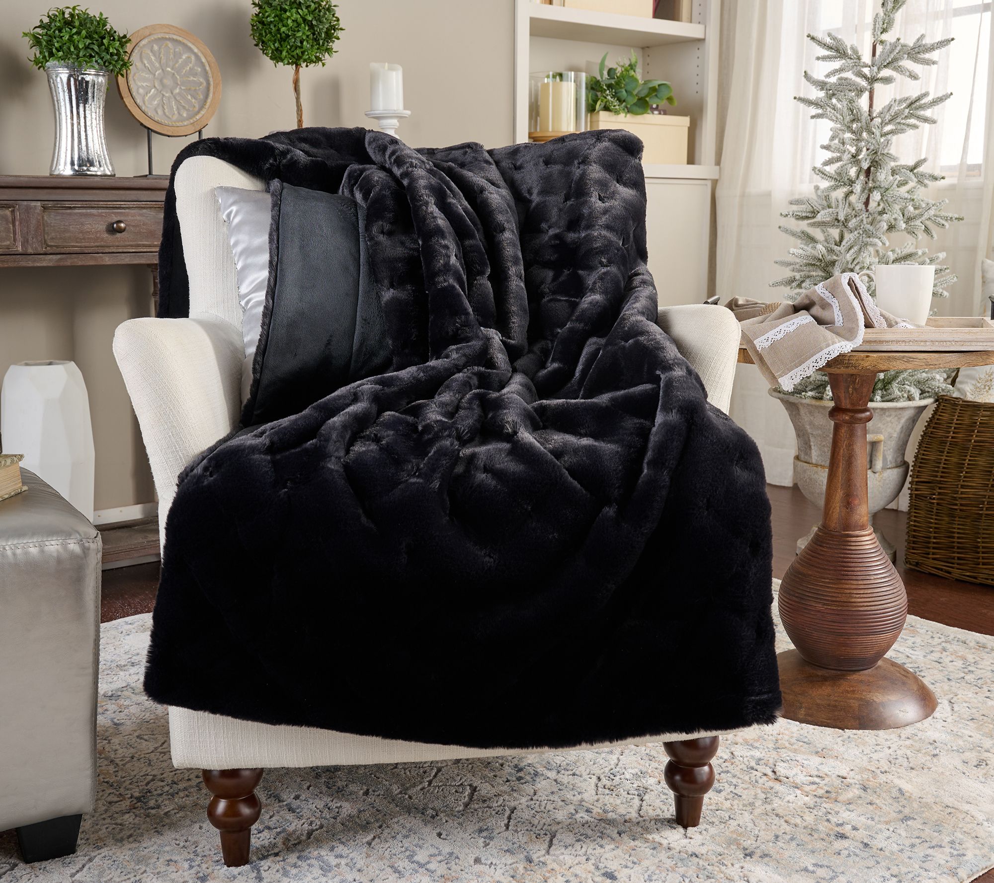 "As Is" Hotel du Cobb Quilted Faux Fur Throw by Dennis Basso