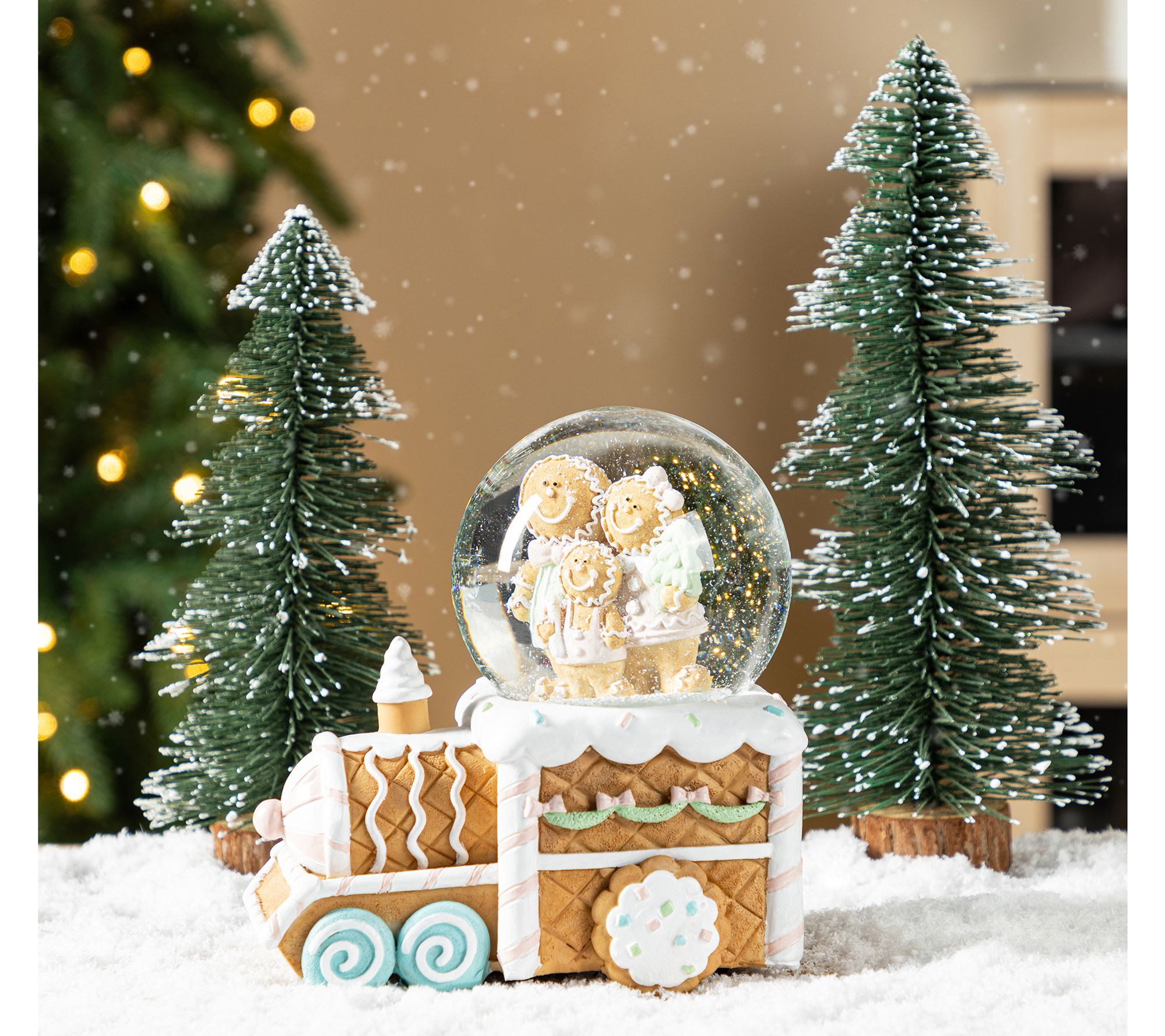 Glitzhome Christmas Musical Ginginerbread Train  Waterglobe