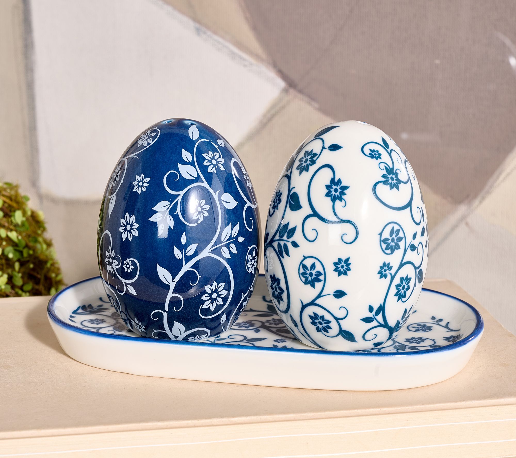 Hotel du Cobb by Dennis Basso Salt & Pepper Set with Dish