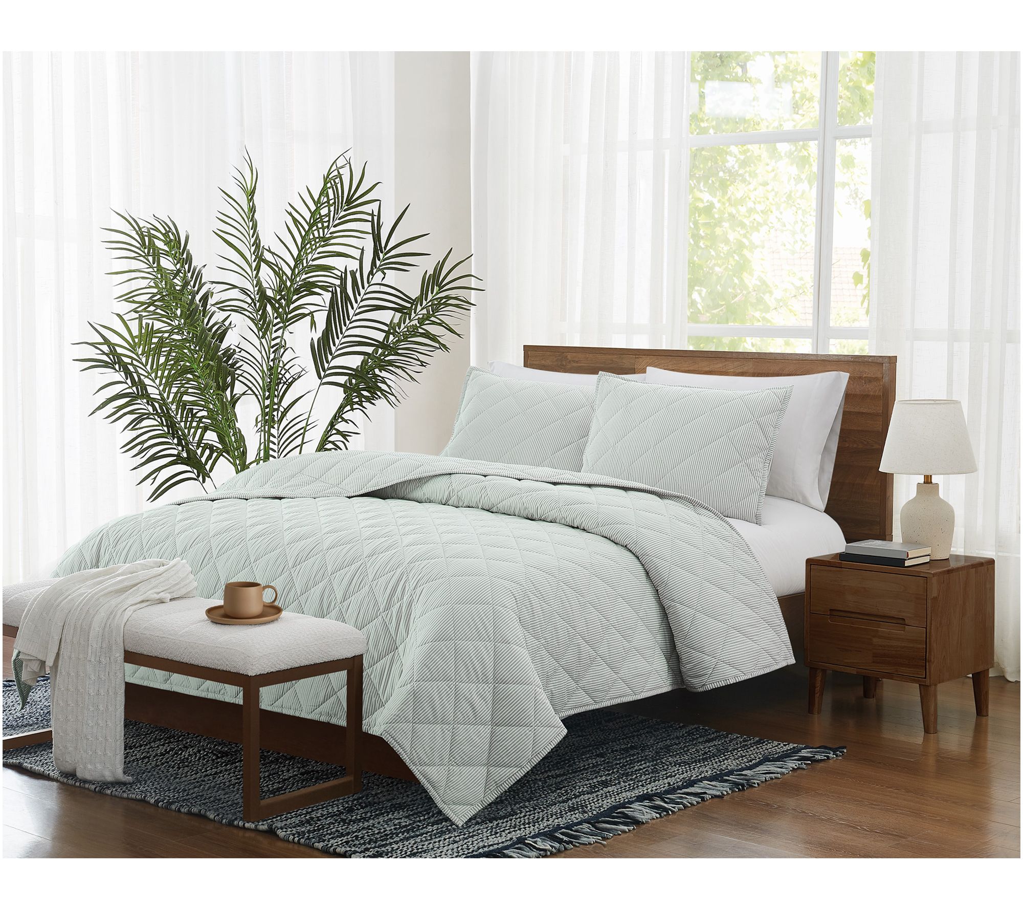 Brooklyn Loom Pinstripe Full/Queen Quilt Set