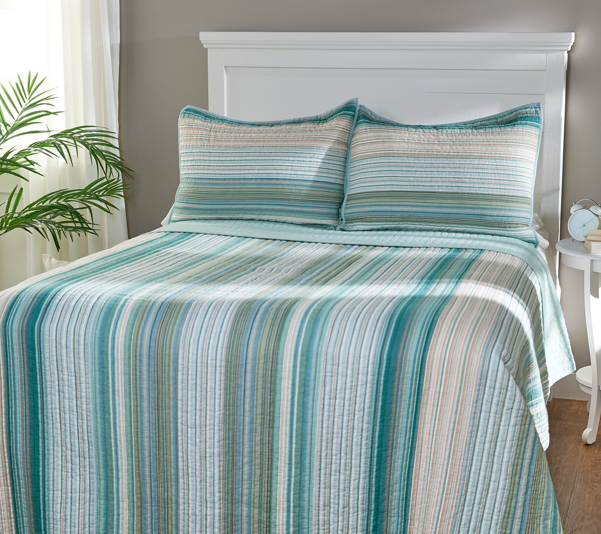 Northern Nights 100 Cotton Yarn Dyed Stripe Quilt & Shams Set King