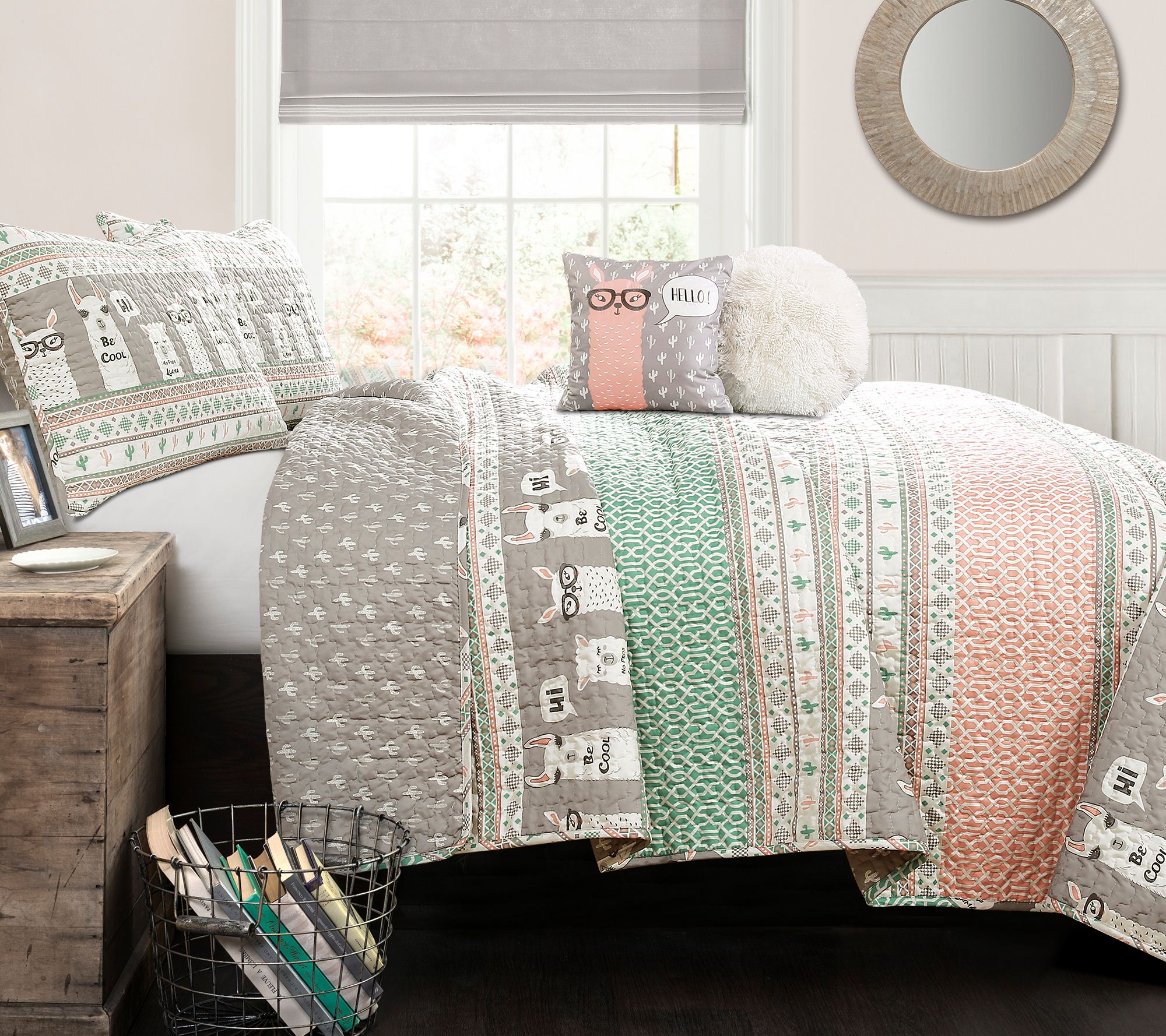 Llama Stripe 5-Piece Full/Queen Quilt Set by Lush Decor