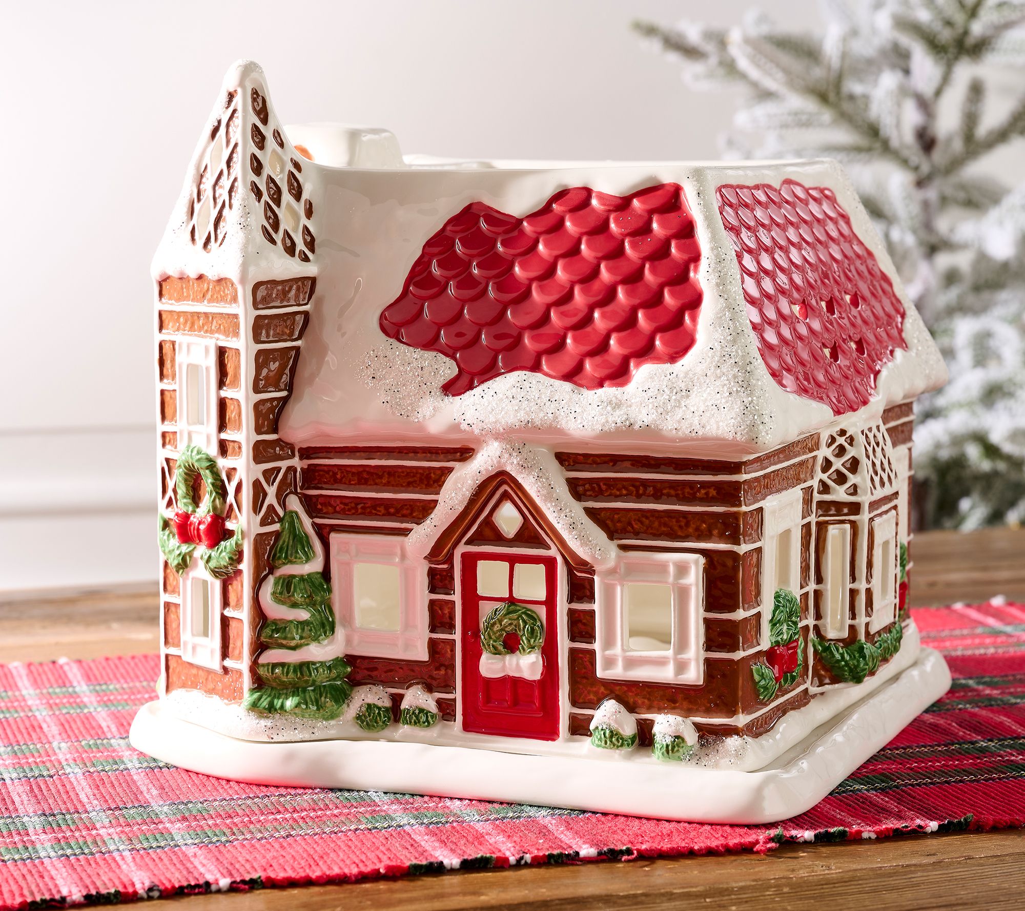 HomeWorx by Slatkin & Co. Ceramic Gingerbread Village House 