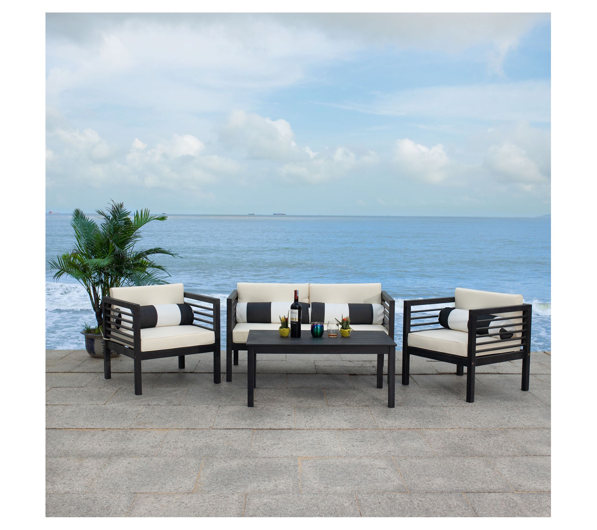 Safavieh Alda 4pc Outdoor  Set