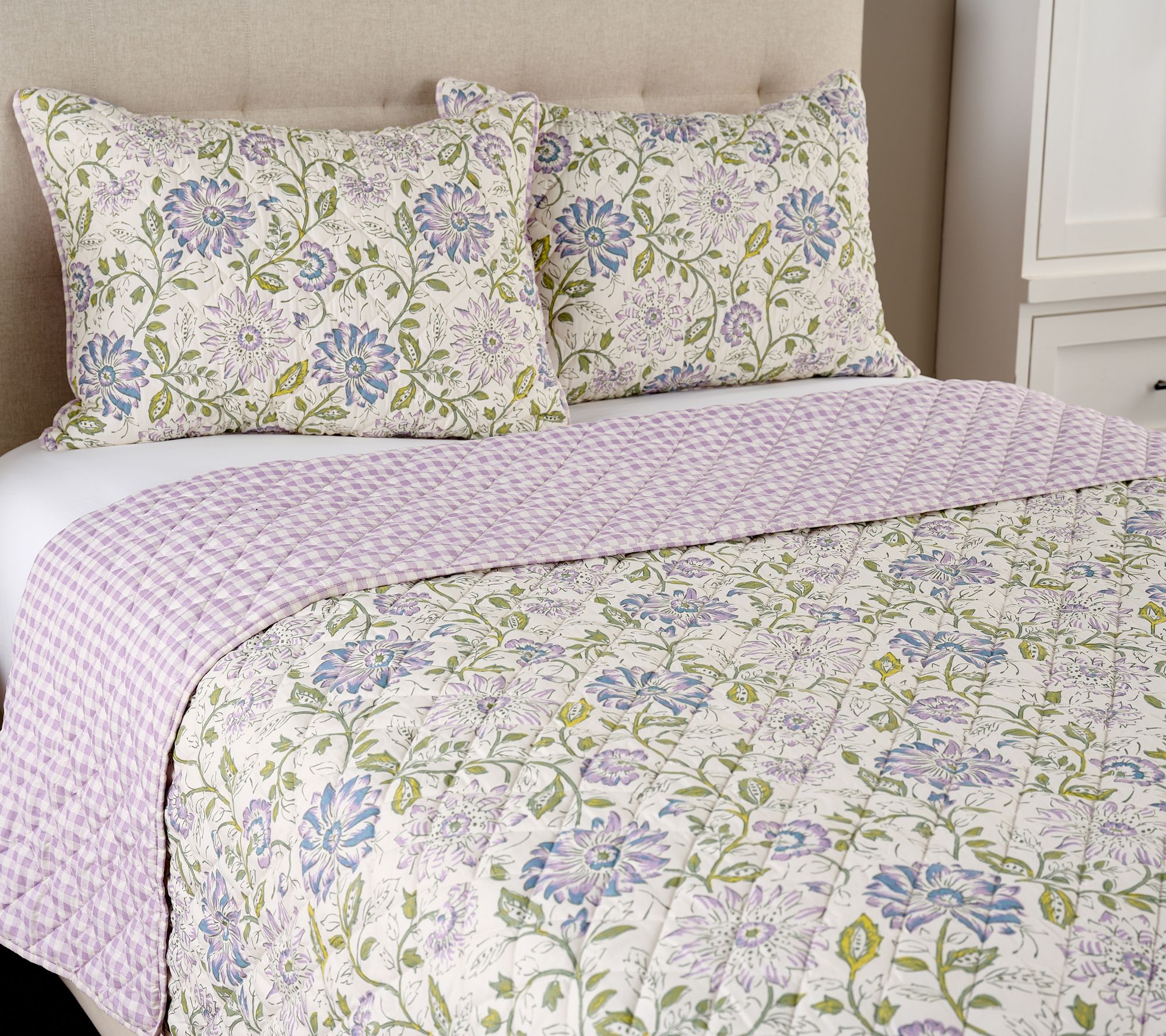 "As Is" Home Reflections Garden Party Quilt & Sham Set- Queen