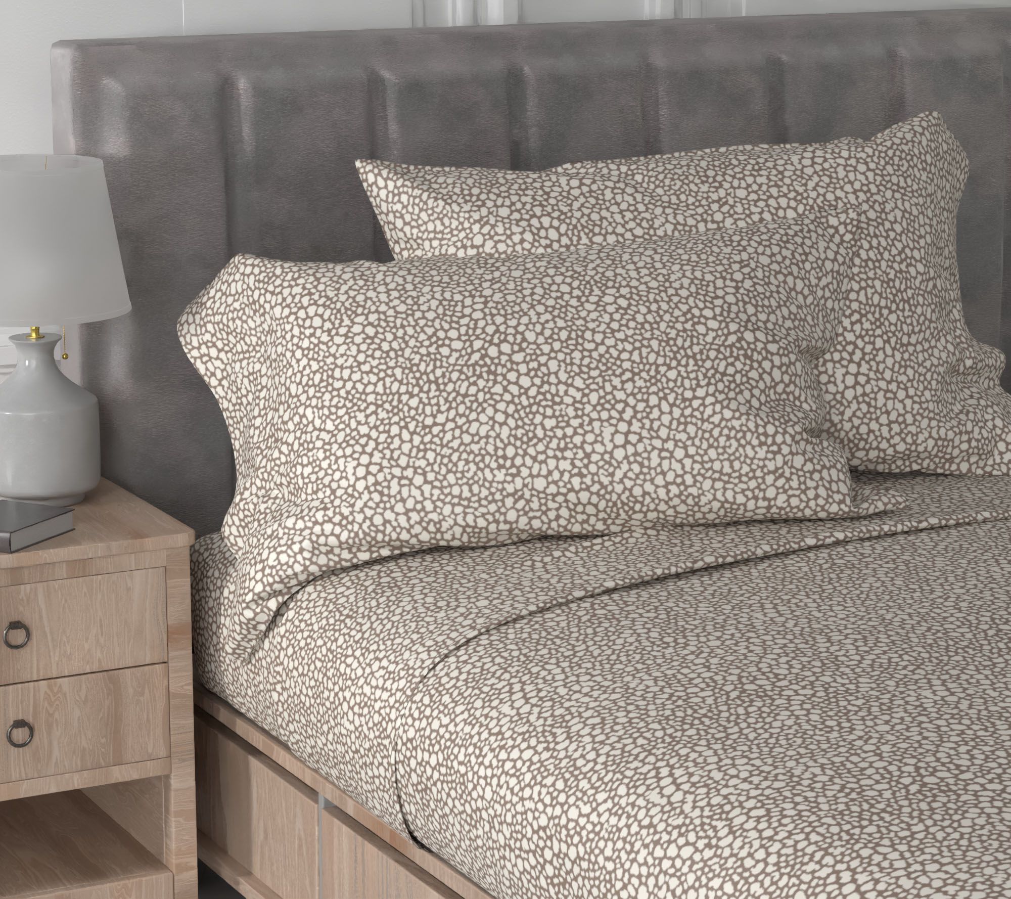 Mrs. H by Dee Hilfiger Sheet Set