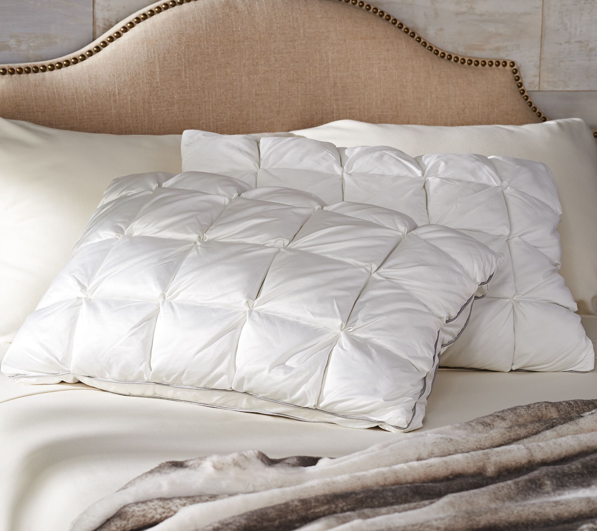 Charisma Set Of 2 400tc Microgel Standard Pintuck Pillows Page 1