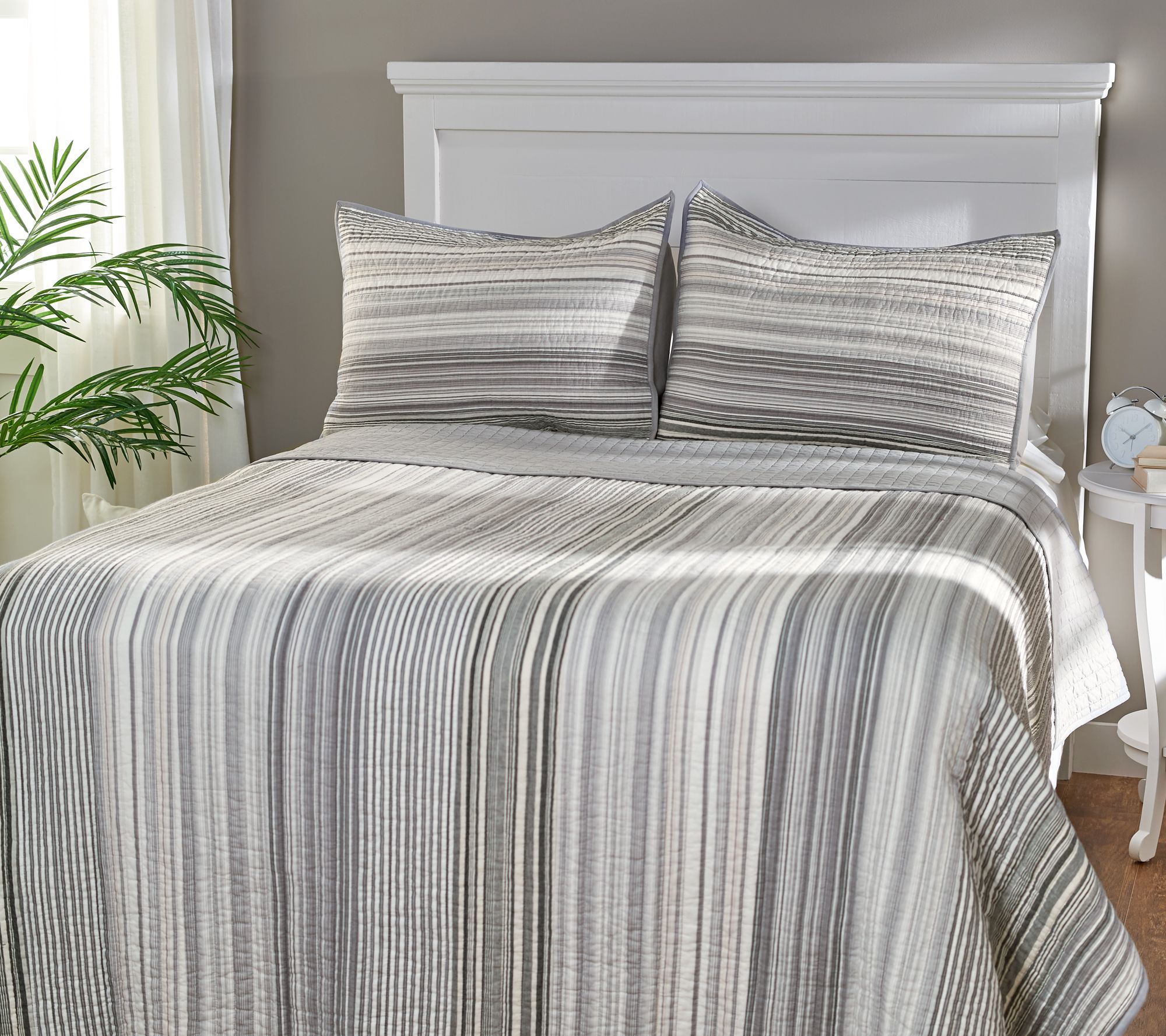 Northern Nights 100 Cotton Yarn Dyed Stripe Quilt & Shams Set