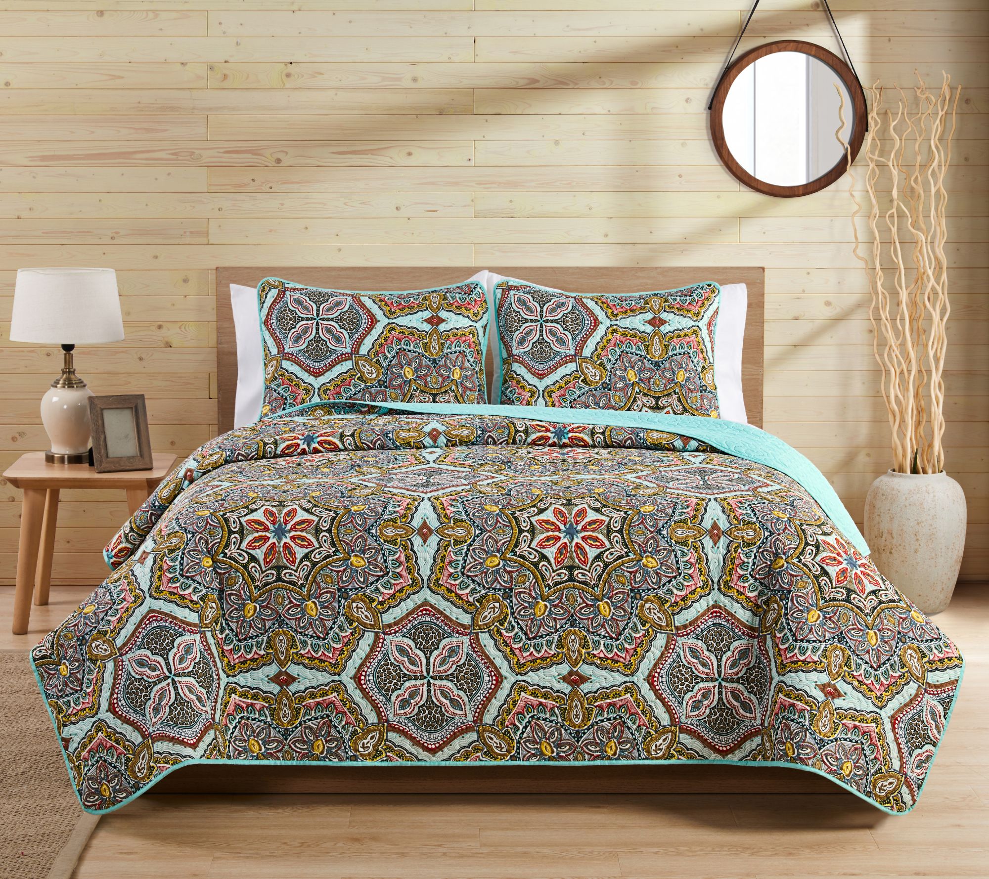 VCNY Home Yara Reversible Medallion Quilt Set,Full/ Queen