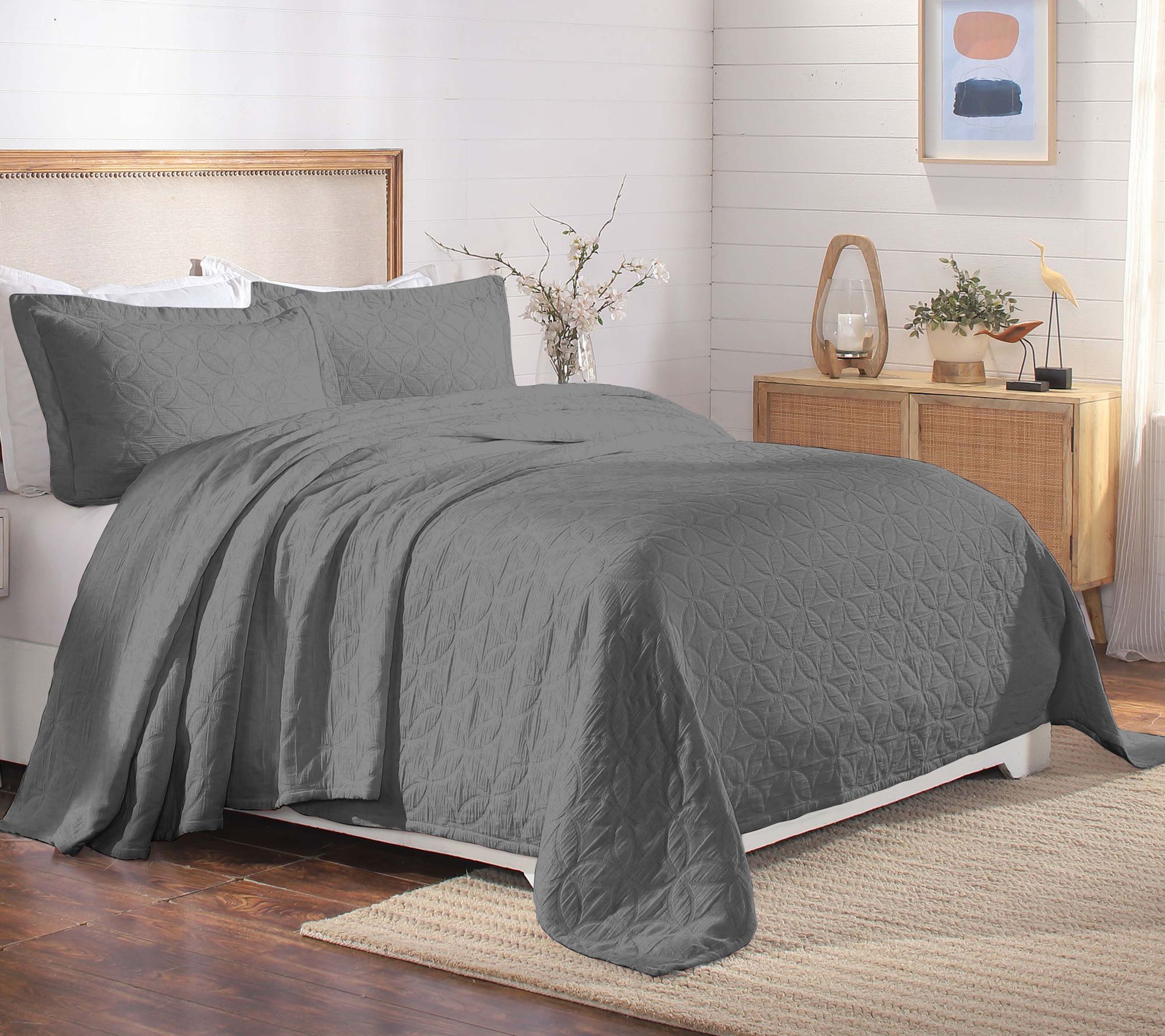 Superior Serenity Cotton Matelasse Weave Bedspread Set- Queen