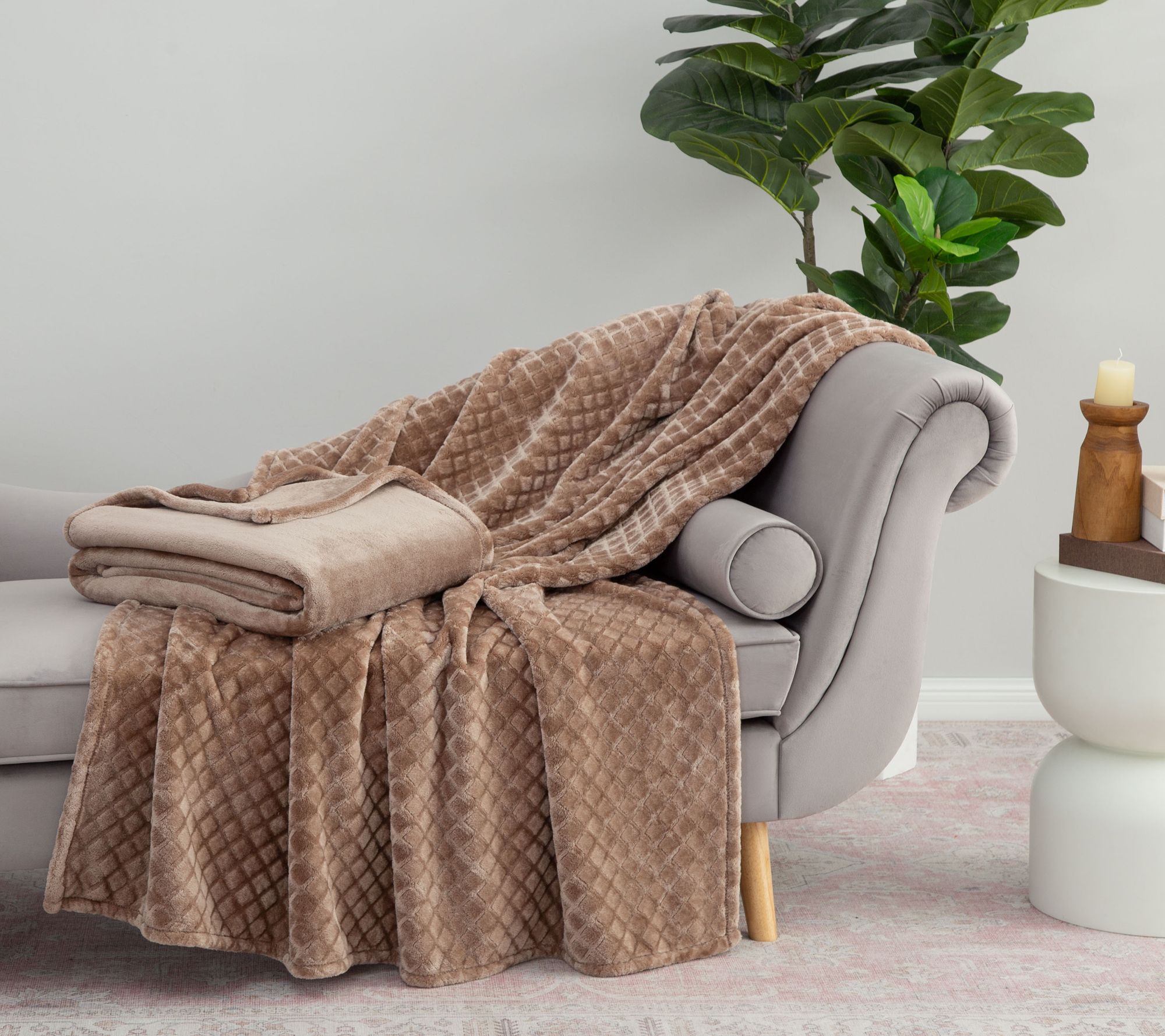 Berkshire Set of 2 Shiny Velvetsoft Airblown Check 60x70 Throws