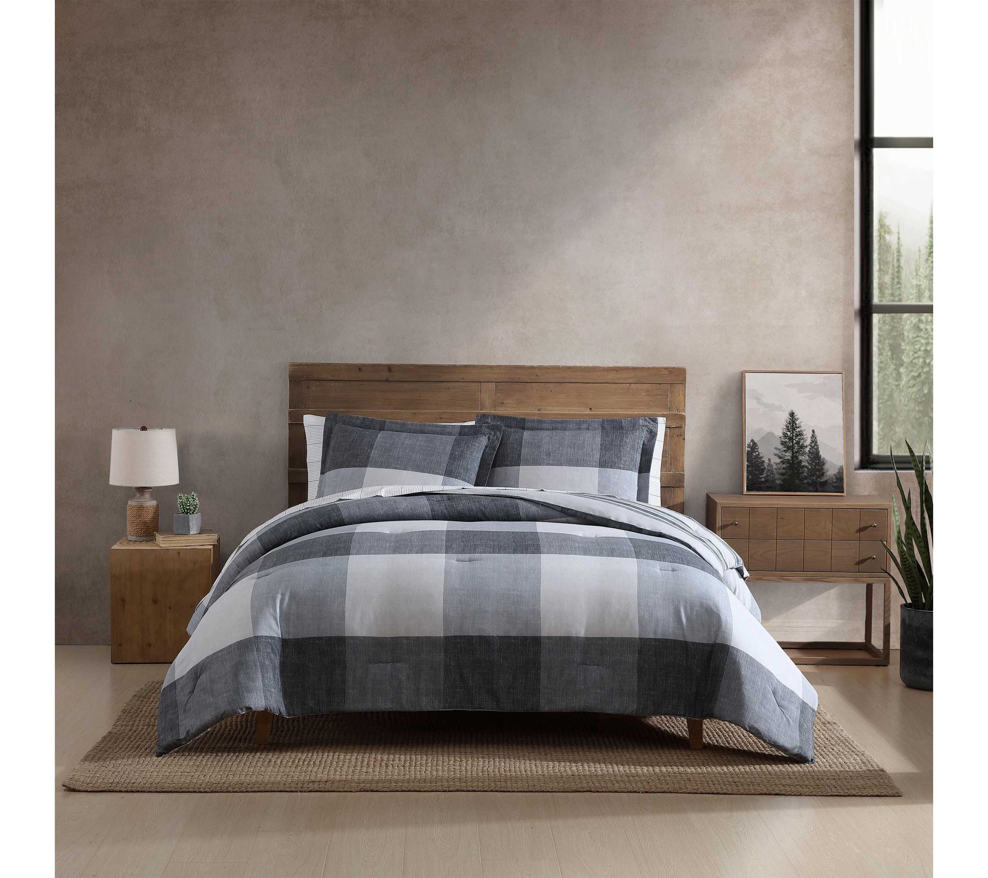 Eddie Bauer Oversized Plaid Grey 7-Piece King Bed Set
