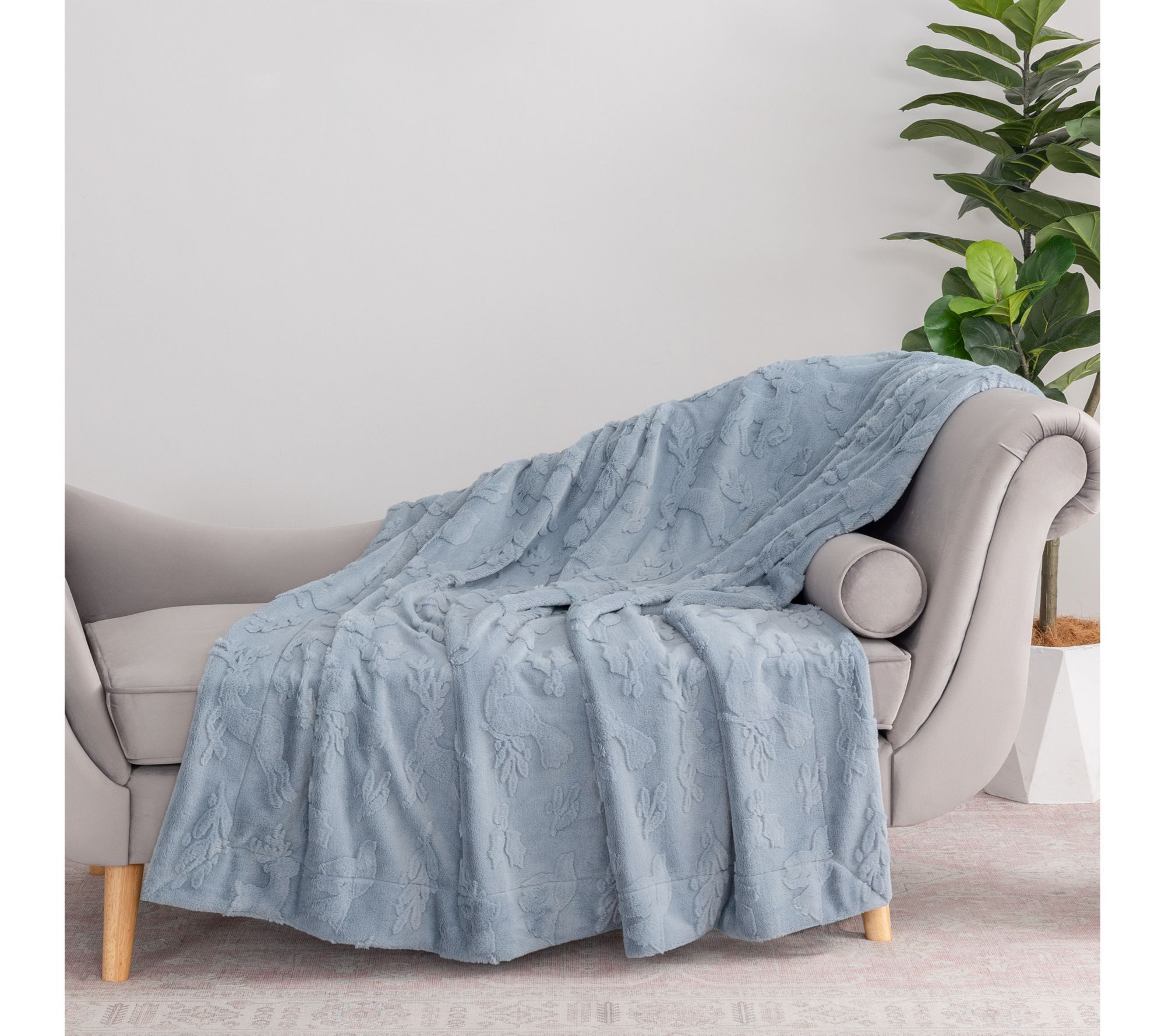 "As Is" Berkshire Holiday Icon Jacquard Grace Fur 60x70 Throw