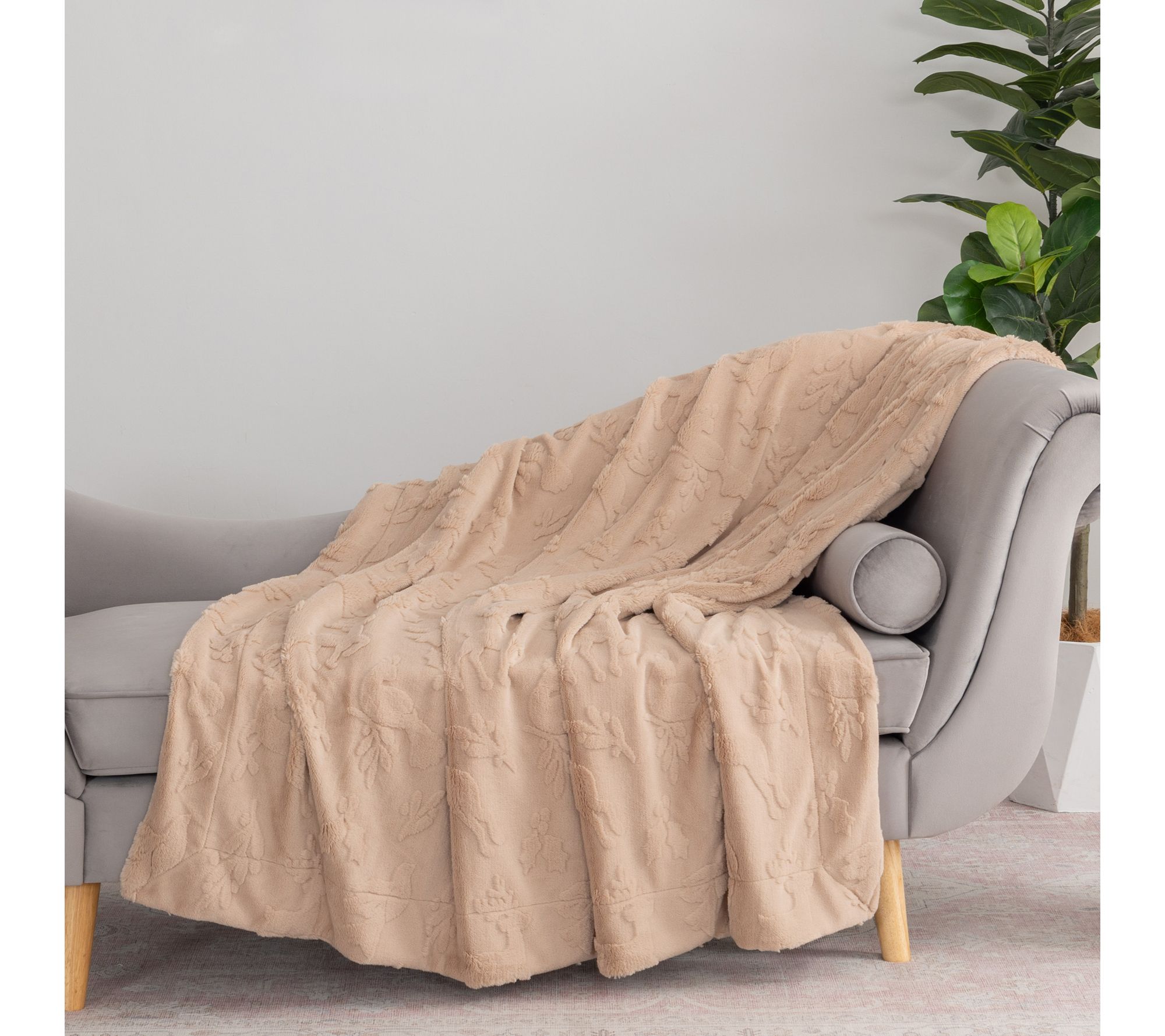 "As Is" Berkshire Holiday Icon Jacquard Grace Fur 60x70 Throw