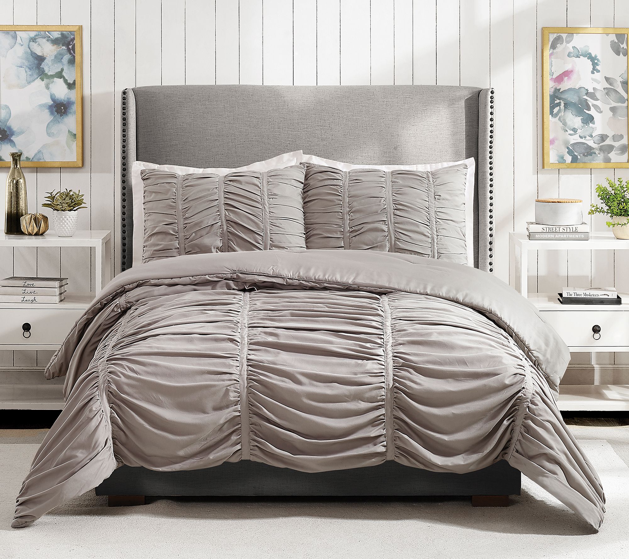Modern Heirloom Emily F/Q Comforter Set - 3 Piece