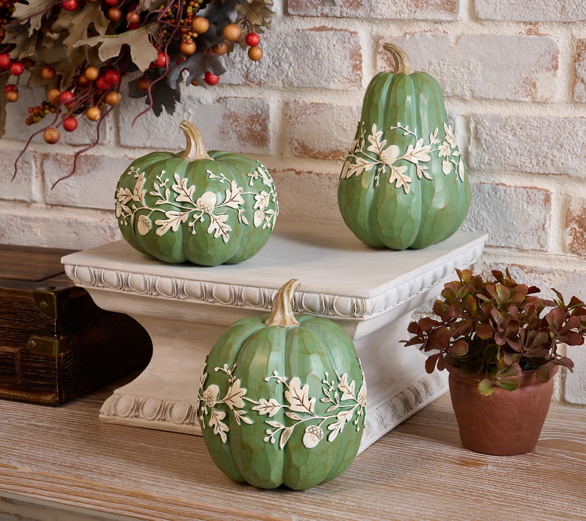 "As Is" Set-3 Embossed Leaf & Acorn Pumpkins by Valerie