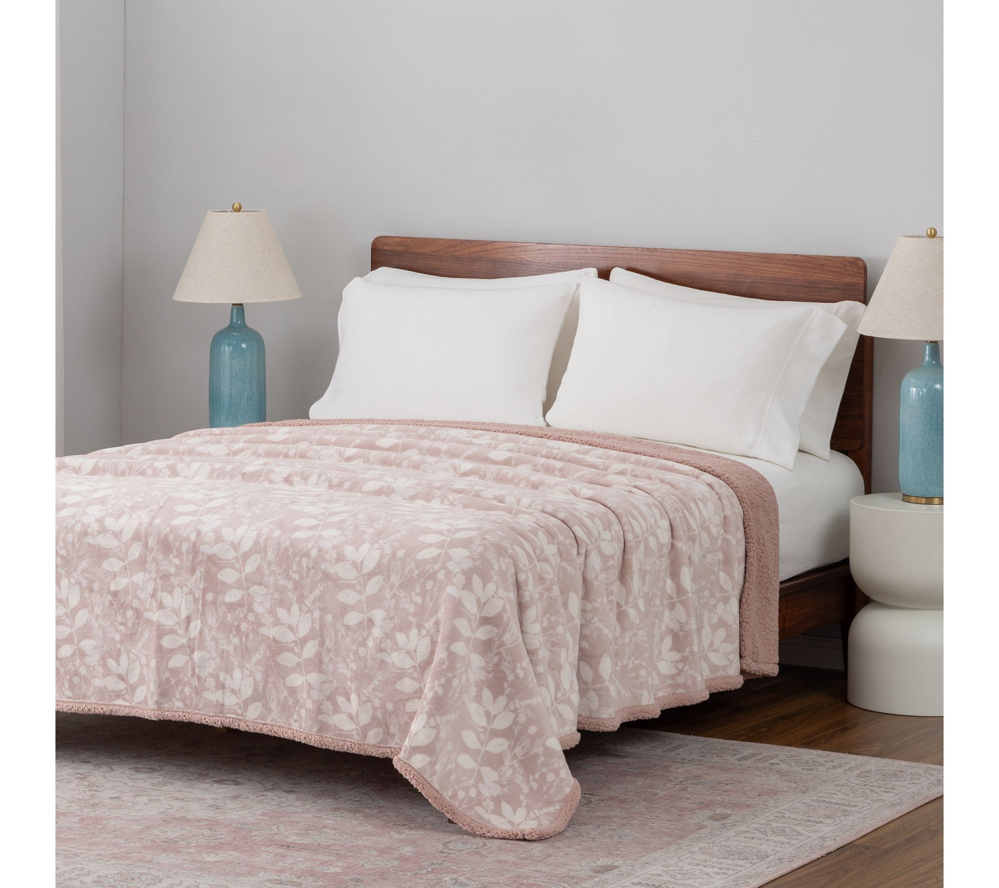 "As Is" Berkshire Floral Vine Plush & Sherpa Blanket - Twin