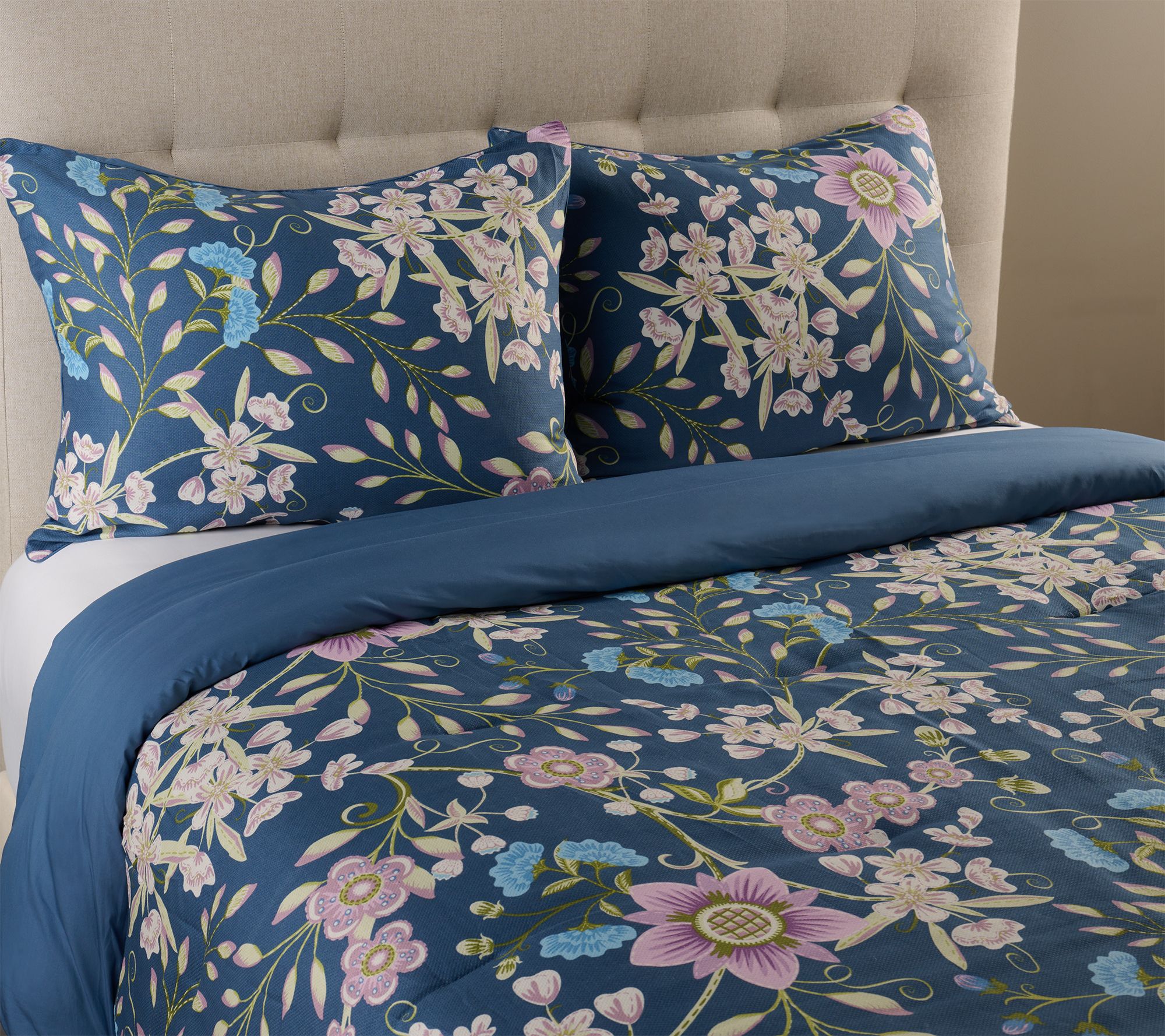 "As Is" Home Reflections Floral Pique Comforter & Sham Set- King