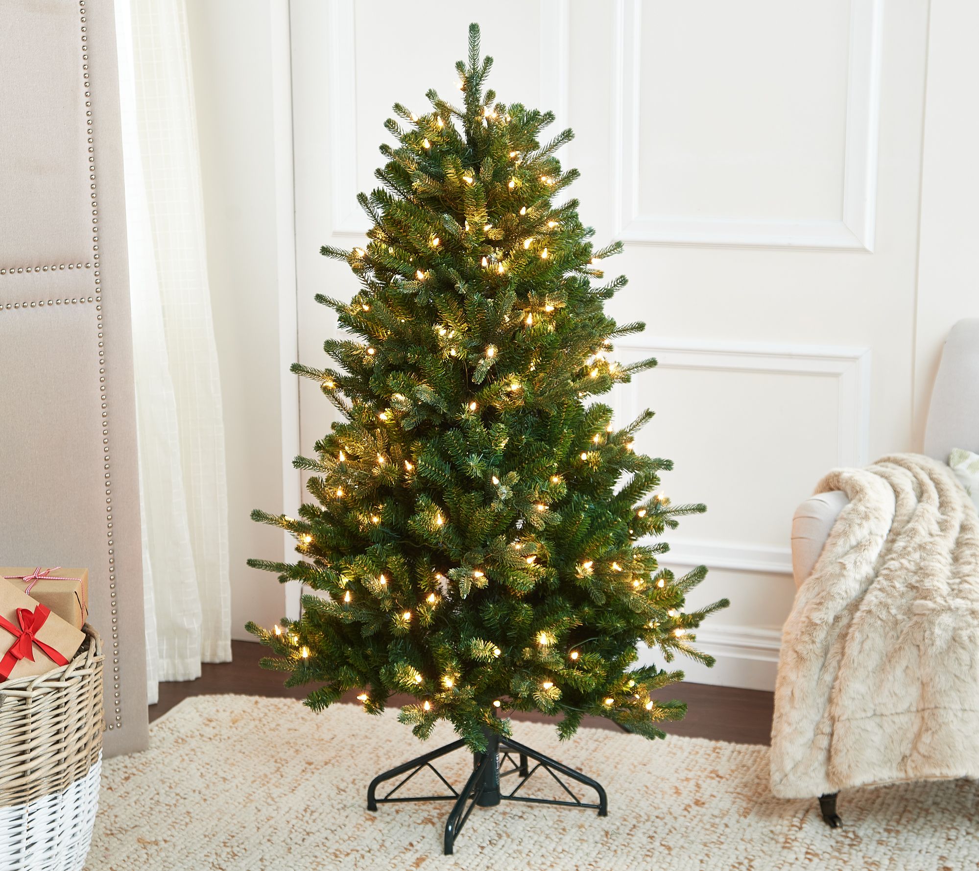 Bethlehem Lights 5' Upswept Spruce Tree