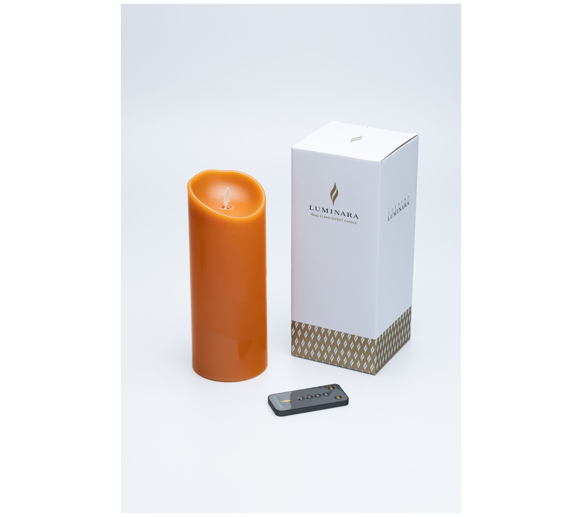 Luminara 9" Unscented Wax Flameless Candle & Re mote Control