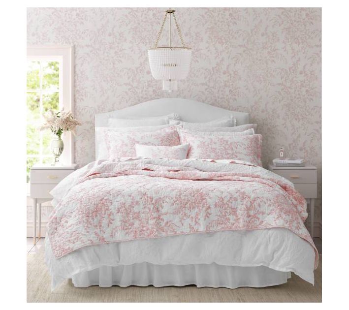 Laura Ashley Bedford Pink/White Full/Queen Quilt Set