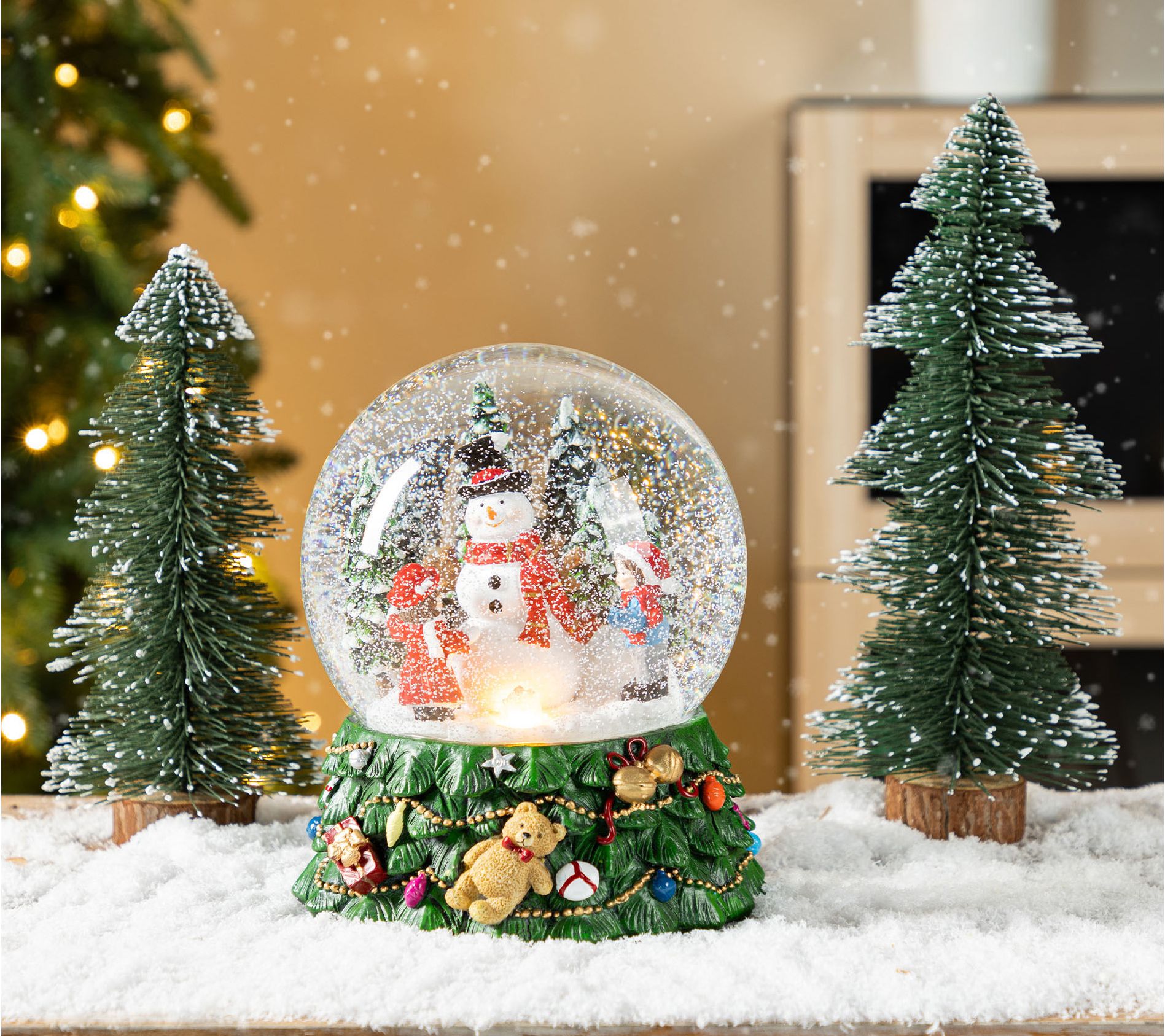 Glitzhome Christmas LED Musical Snowflakes Snowman Waterglobe