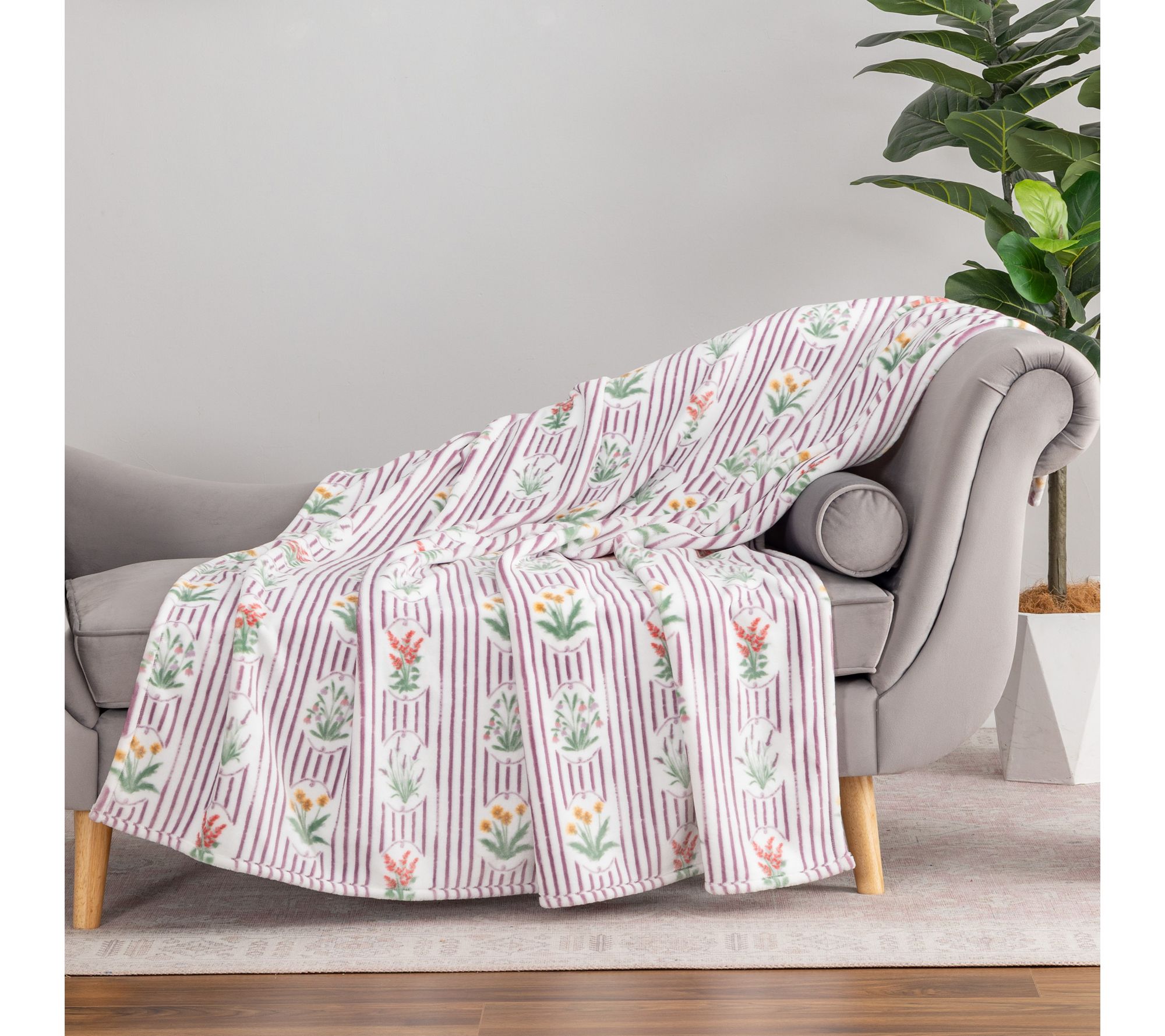 Berkshire Garden 60"x70" Velvetsoft Throw