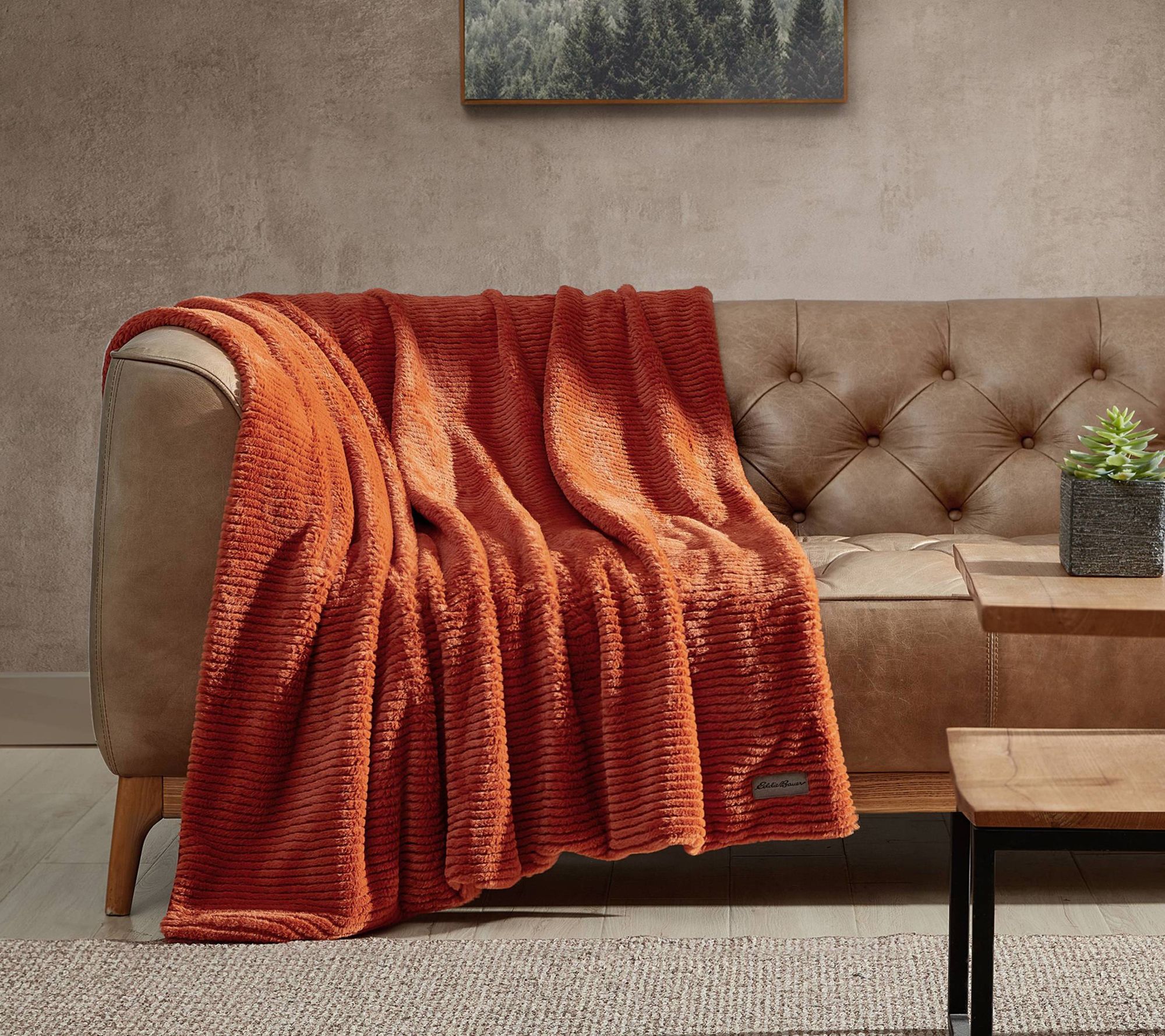 Eddie Bauer Rib bed Texture Str ipe Fleece Thro w Blanket