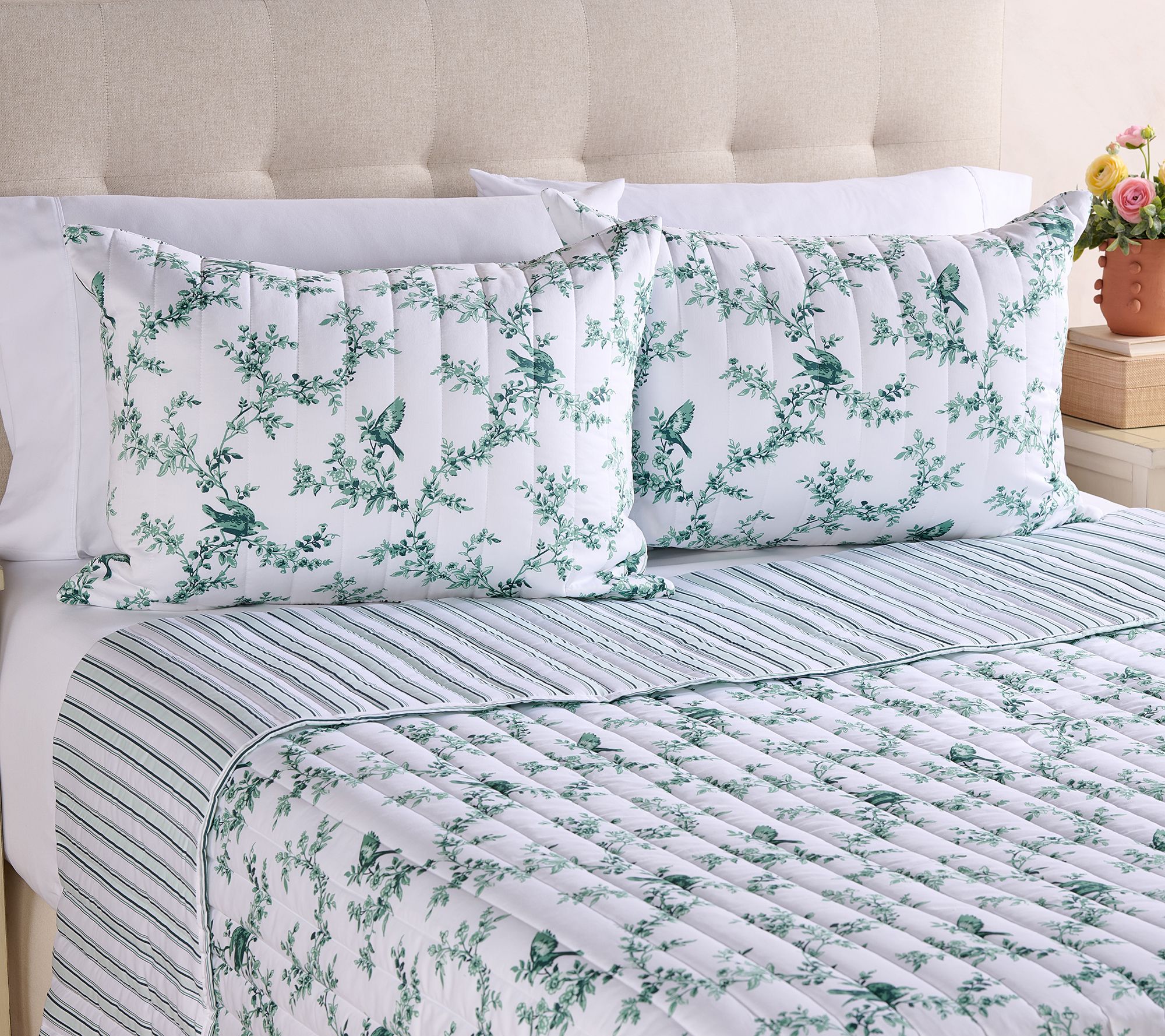 Springtime Songbird Reversible Full Quilt Set by Kim Gravel