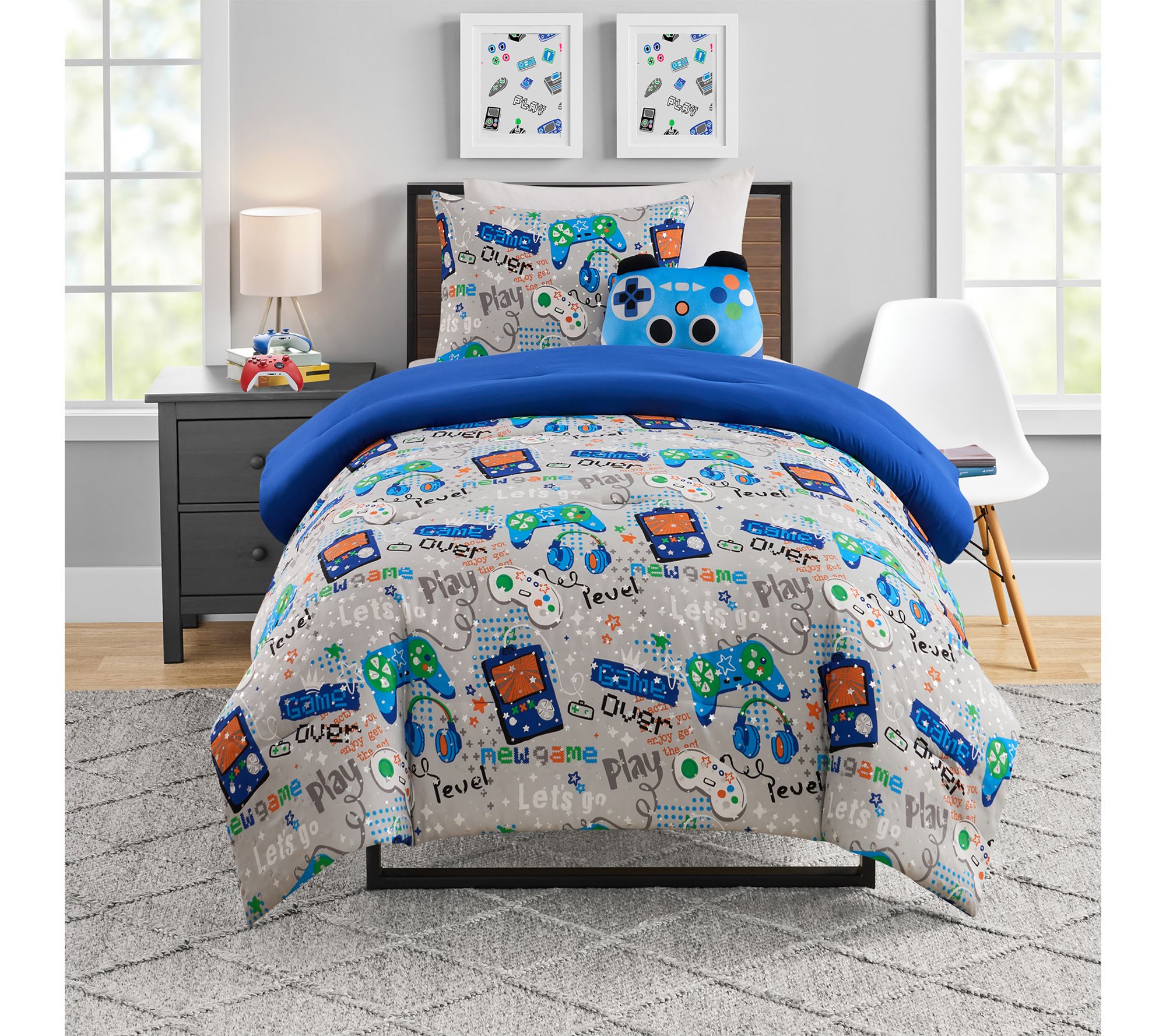Olivia & Finn Gamer 3-Piece Kids Comforter Set,Twin