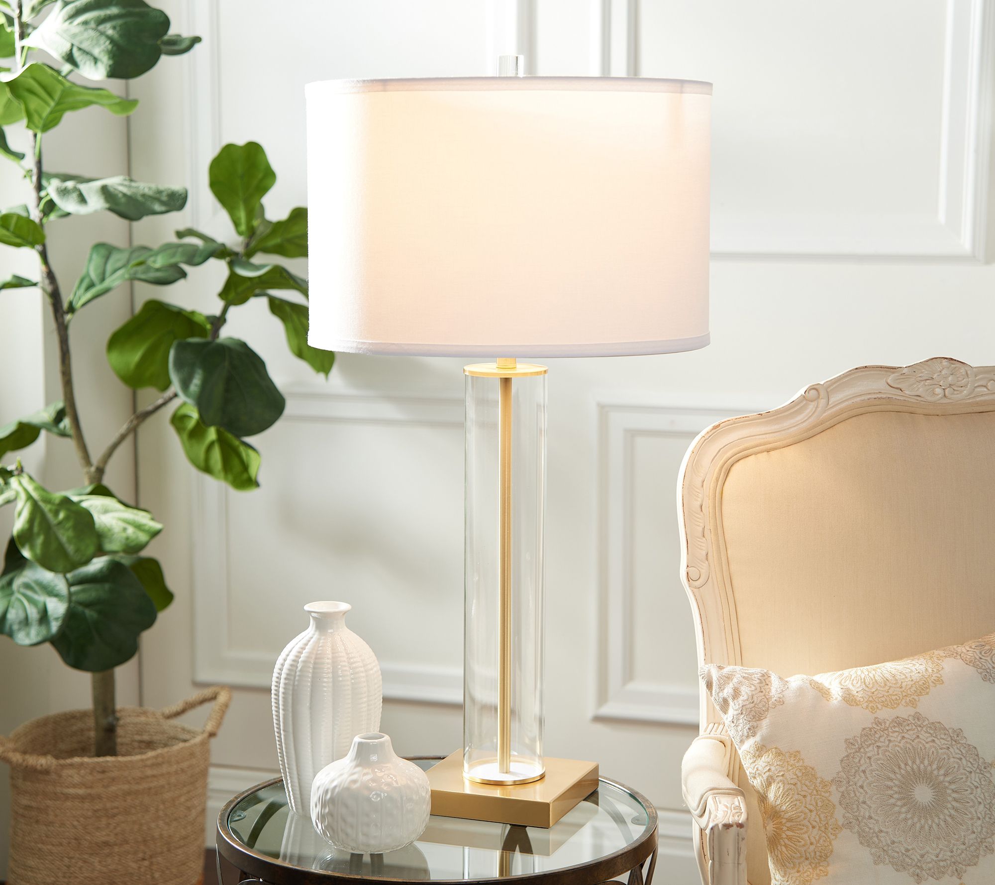 Beautiful White Pearlized Shoe With Diamantes Table Lamp With Shade 