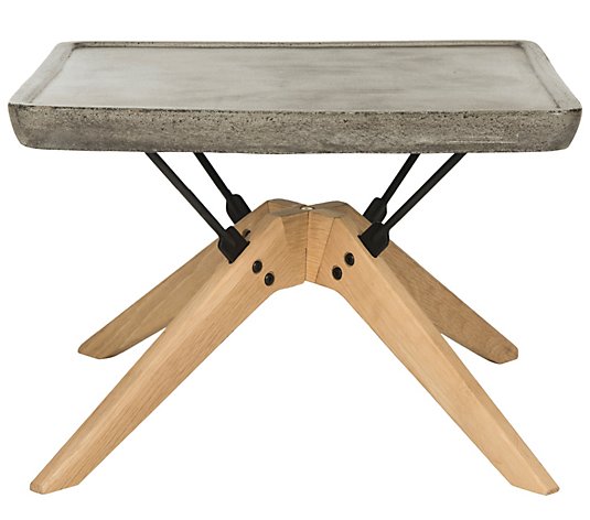 Delartin Indoor/Outdoor Concrete Coffee Table by Safavieh