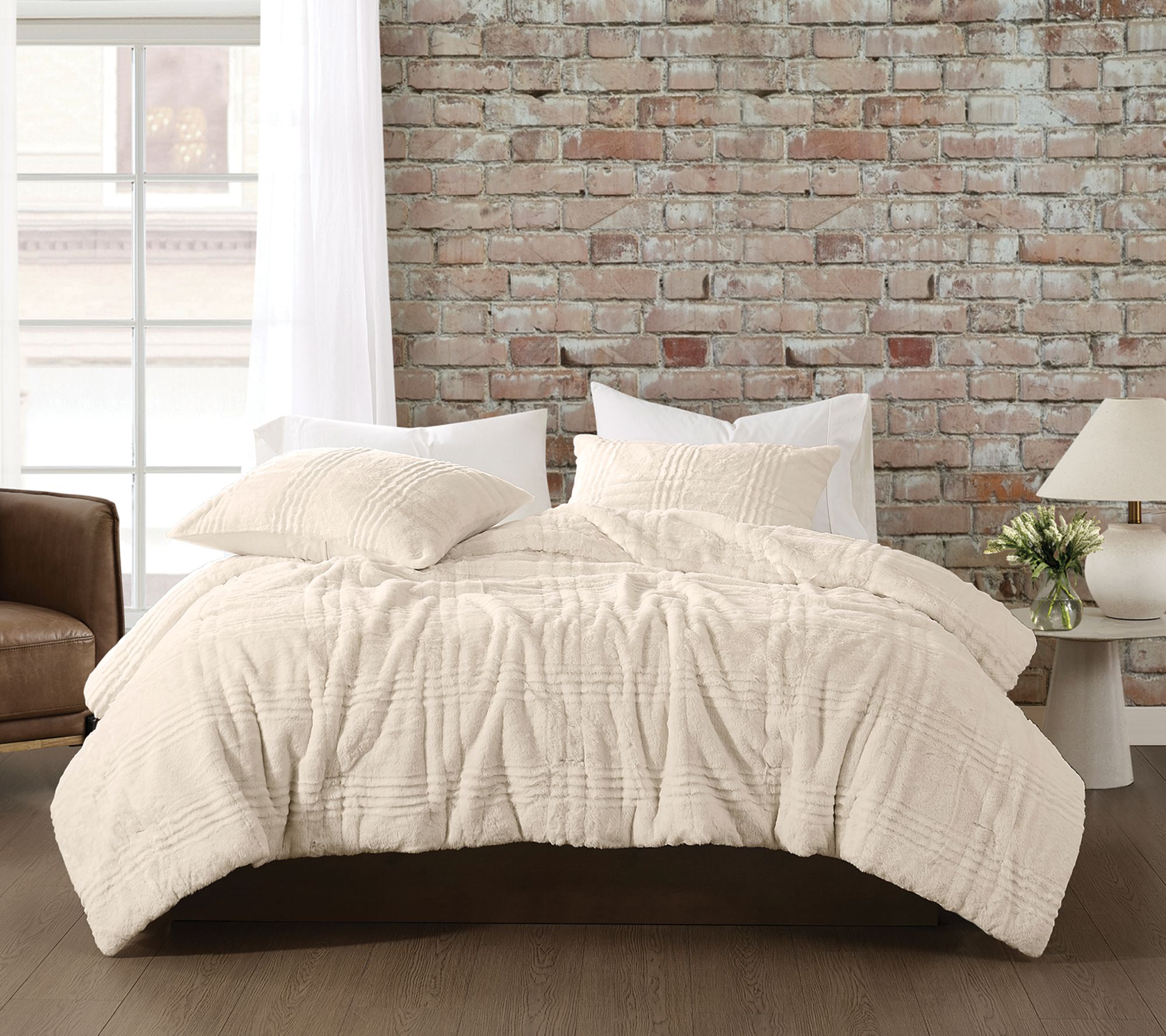 Brooklyn Loom Carved Faux Fur Full/Queen Comforter Set