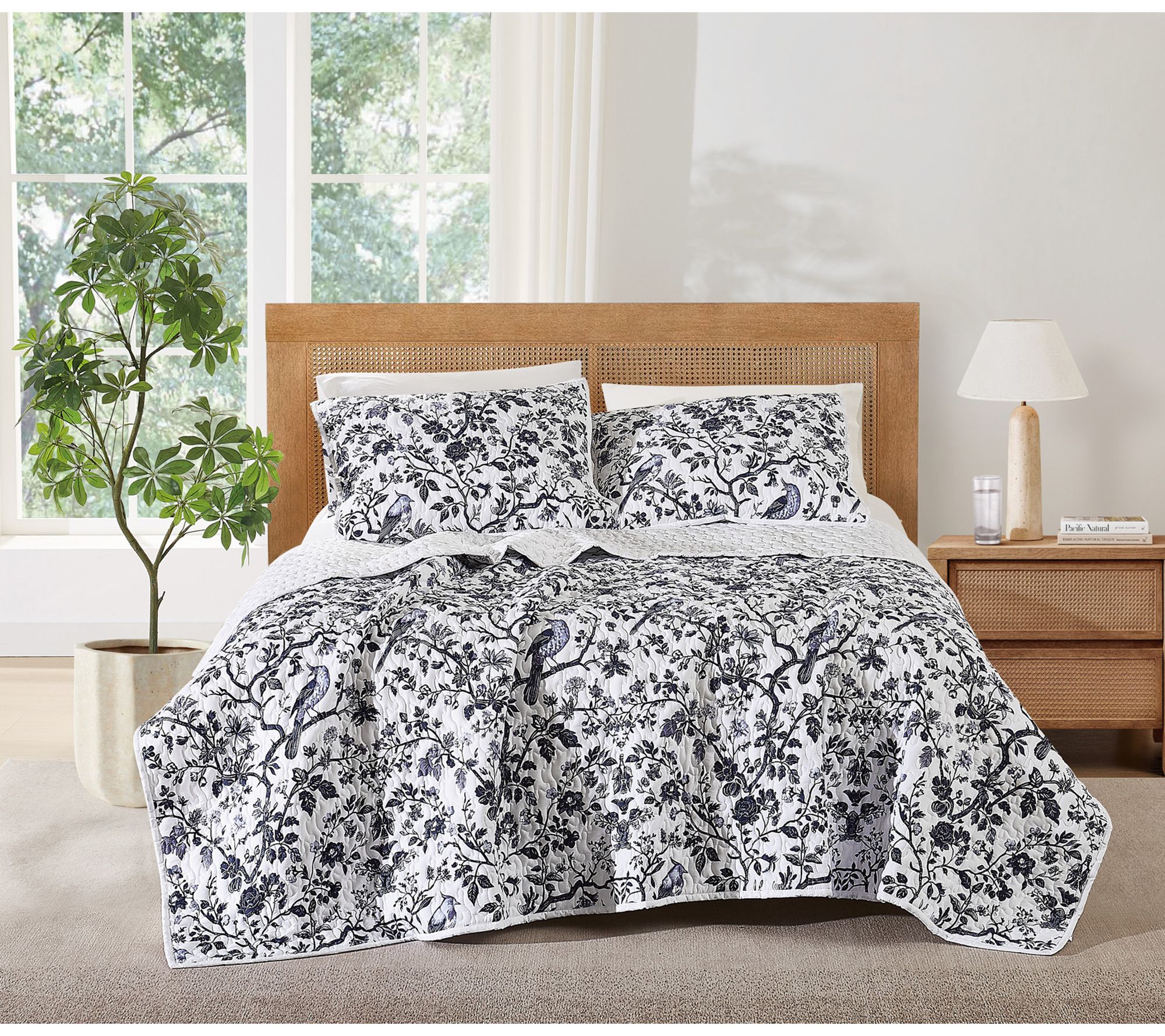 Brooklyn Loom Ava Floral Twin/TXL 2 Piece QuiltSet