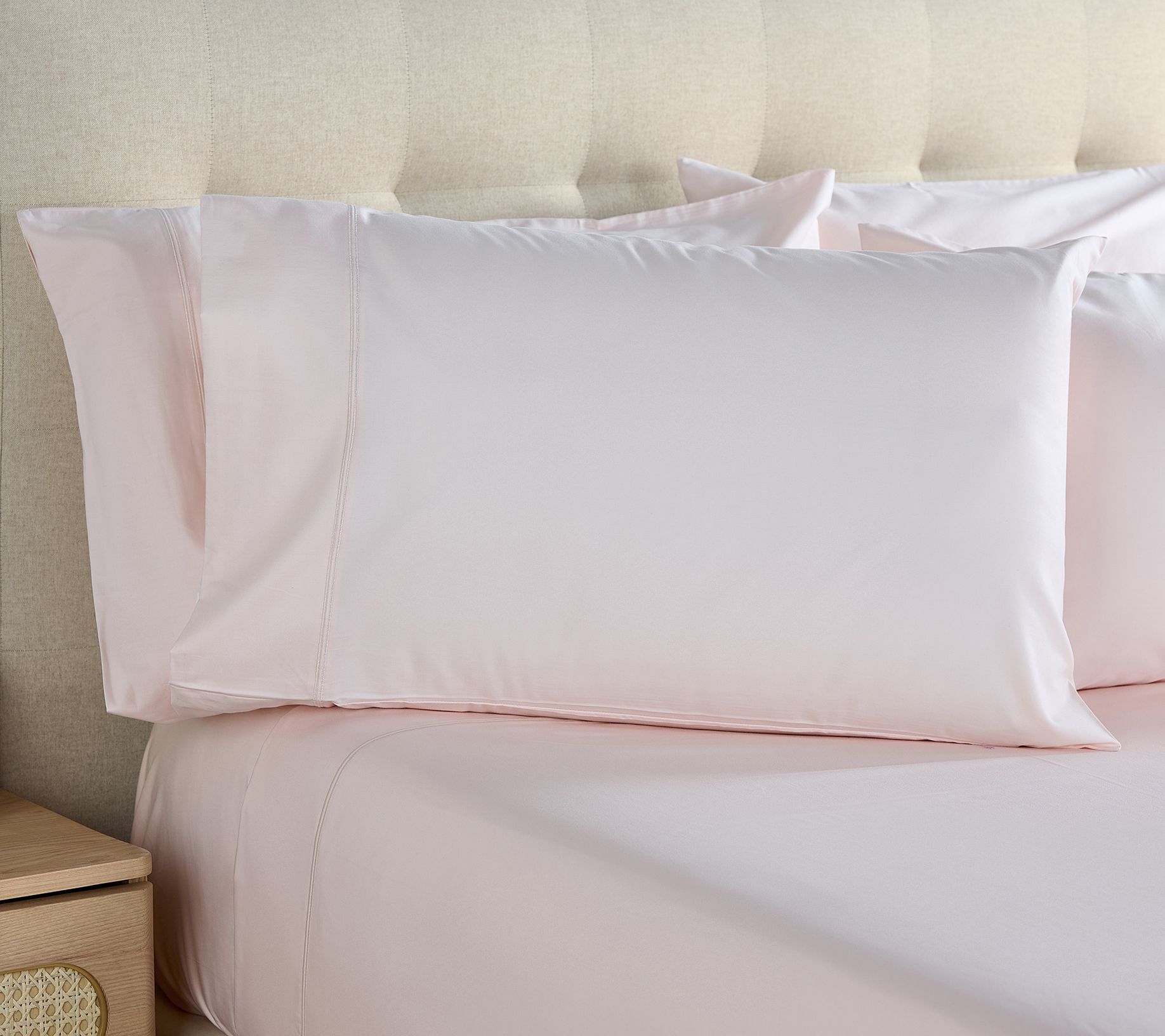 "As Is" W by Wamsutta 400TC 100% Cotton Sheets & Extra Cases- King