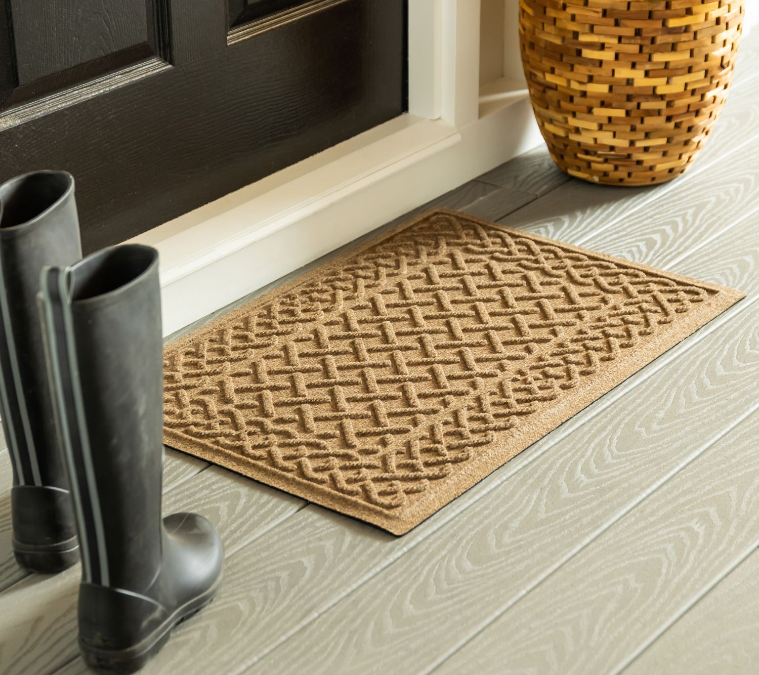 Evergreen 20" x 30" Cable Weave Indoor/OutdoorRug