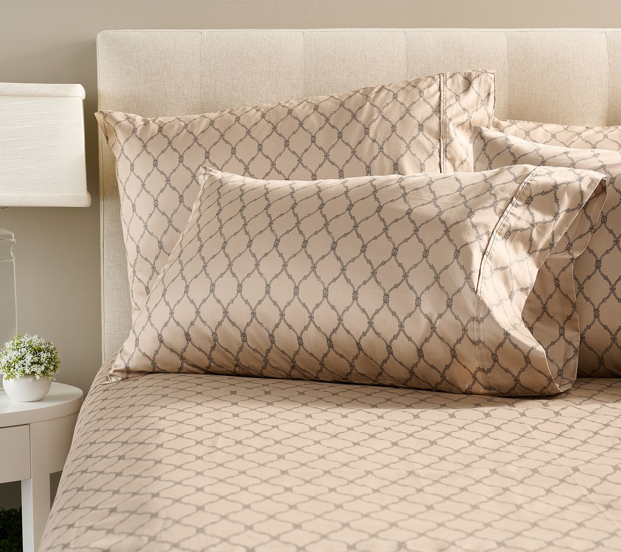 "As Is" Northern Nights 400TC Air Rich Sheet Set with Extra Cases- QN