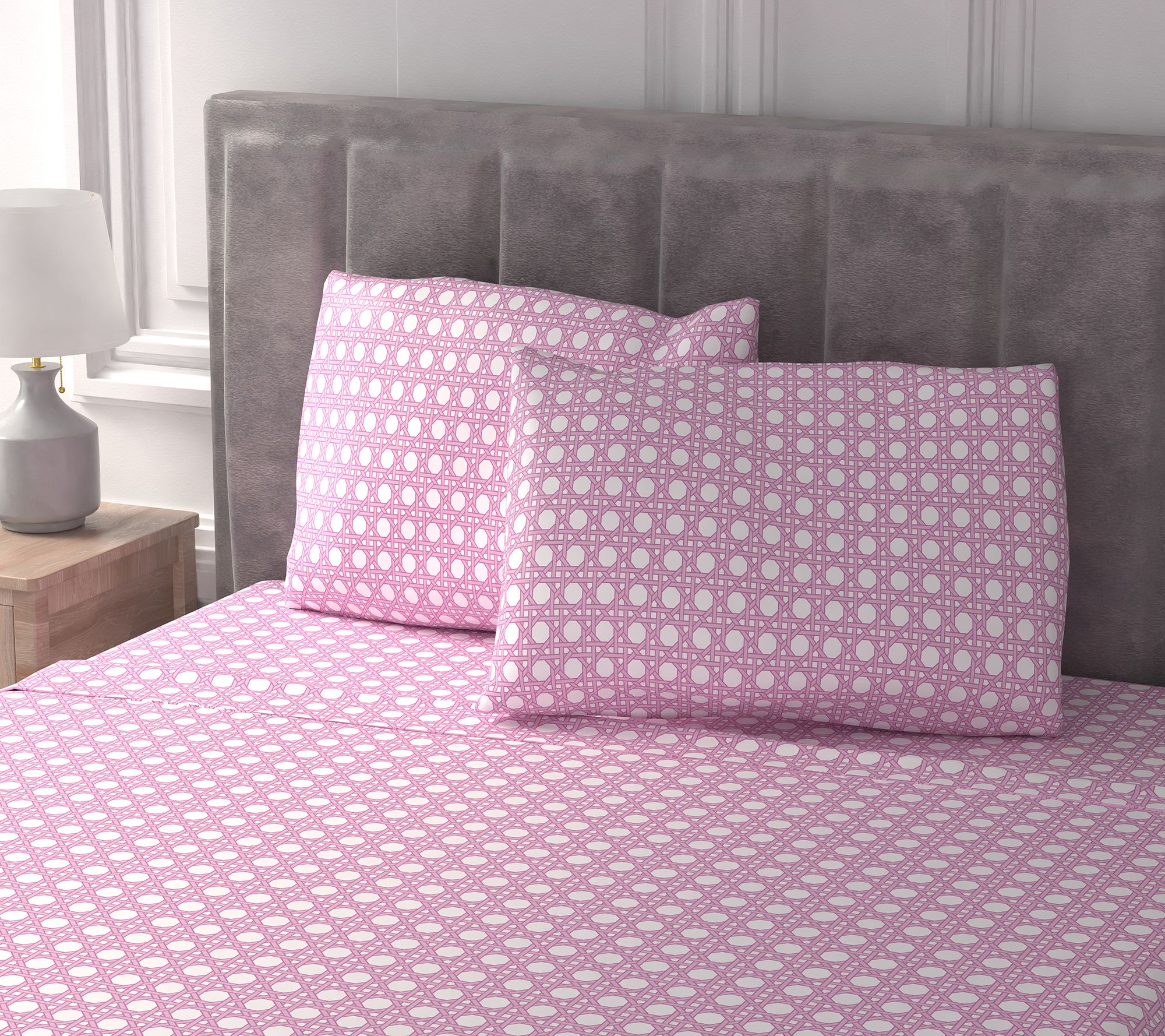 Mrs. H by Dee Hilfiger 300TC 100% Cotton Sateen Sheet Set