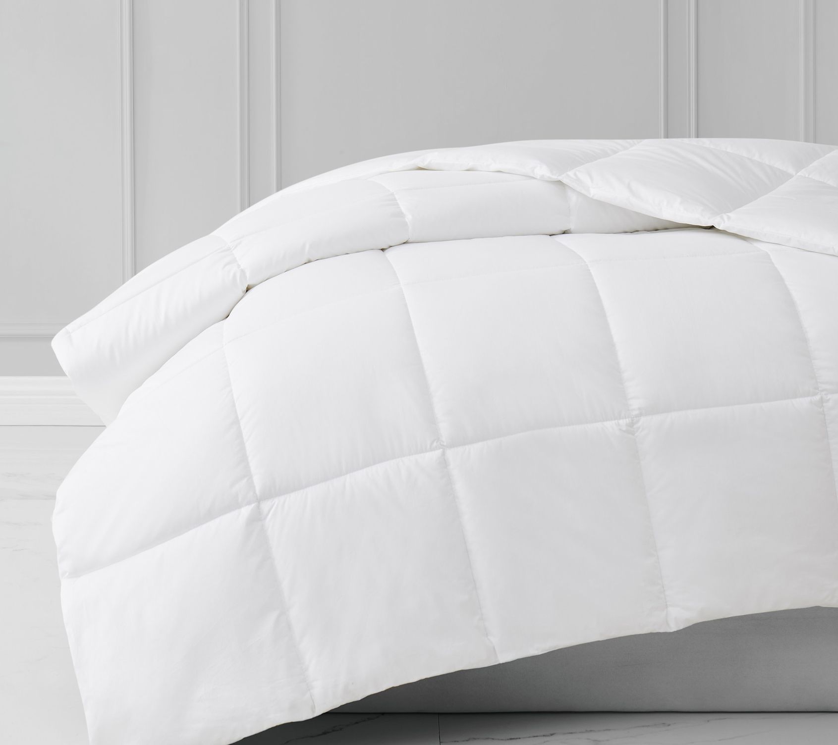 Charisma 400TC Oversized Down Alternative Kingomforter