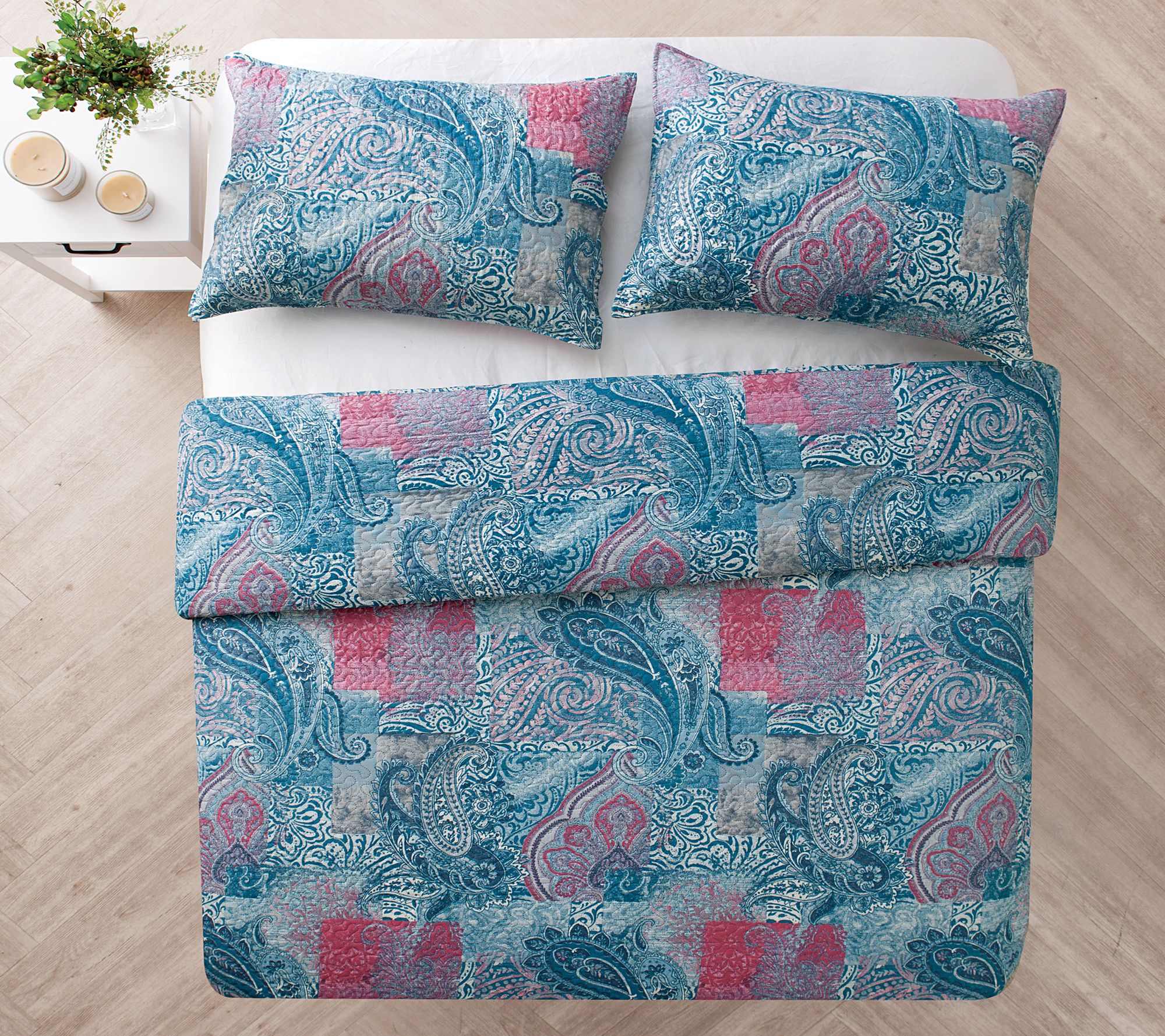 VCNY Ava 3-Piece Pinsonic Reversible Quilt SetKing