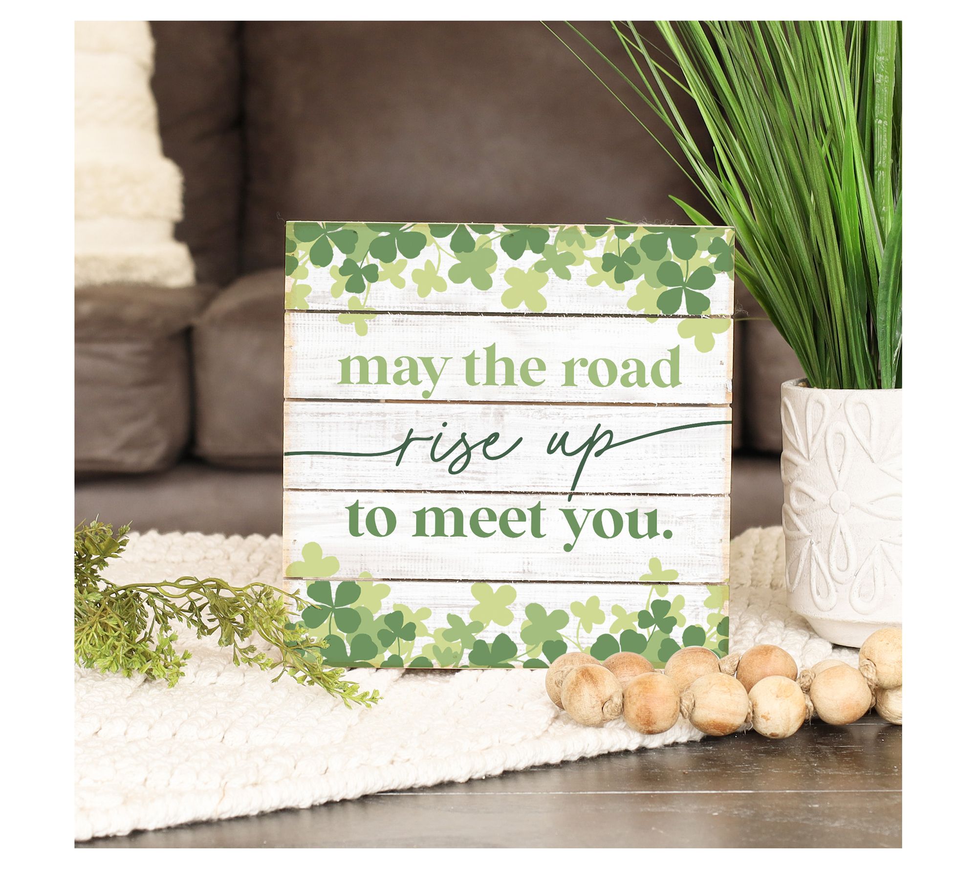 Sincere Surroundings 8" Road Rise Clovers Pallet Petite