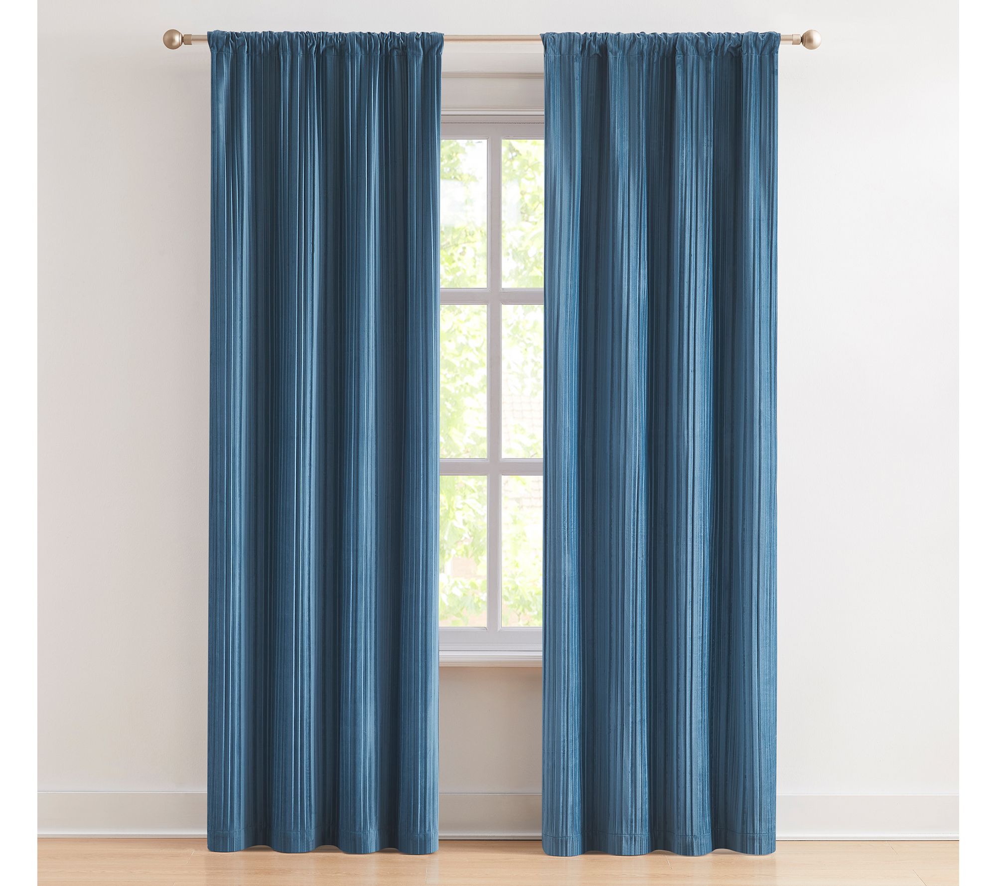 Lush Decor Glam Pleated Velvet Light Filterin g Window Curtai