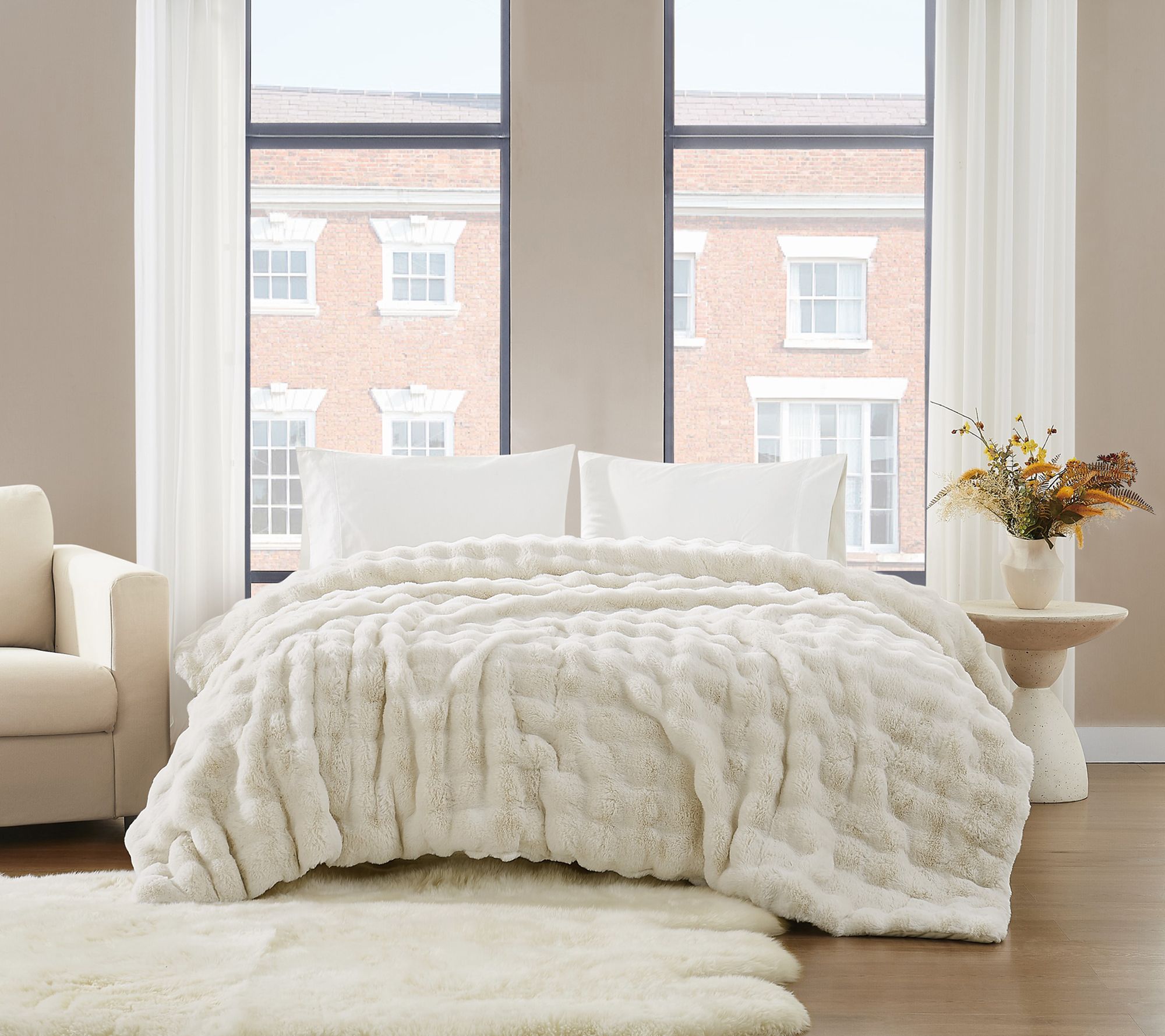 Brooklyn Loom Bubble Faux Fur Full/Queen Blanket